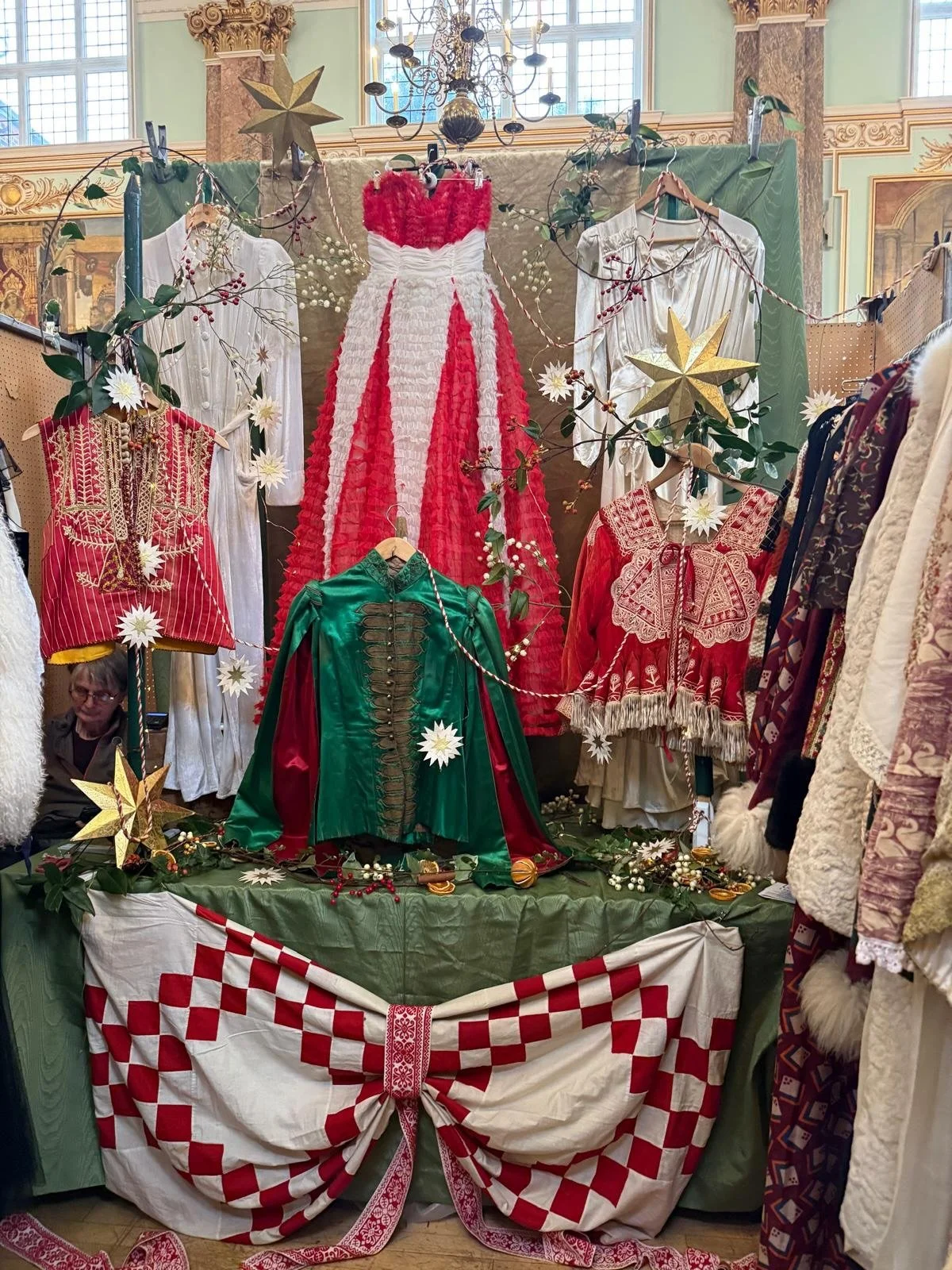 T H A N K  Y O U to everyone who joined us today and this year ✨✨ We have another packed schedule of Frock Me! Vintage Fairs starting Sunday 1st February in 2026! Tickets available in advance https://frockmefeb2026.eventbrite.co.uk
Have an amazing Xm