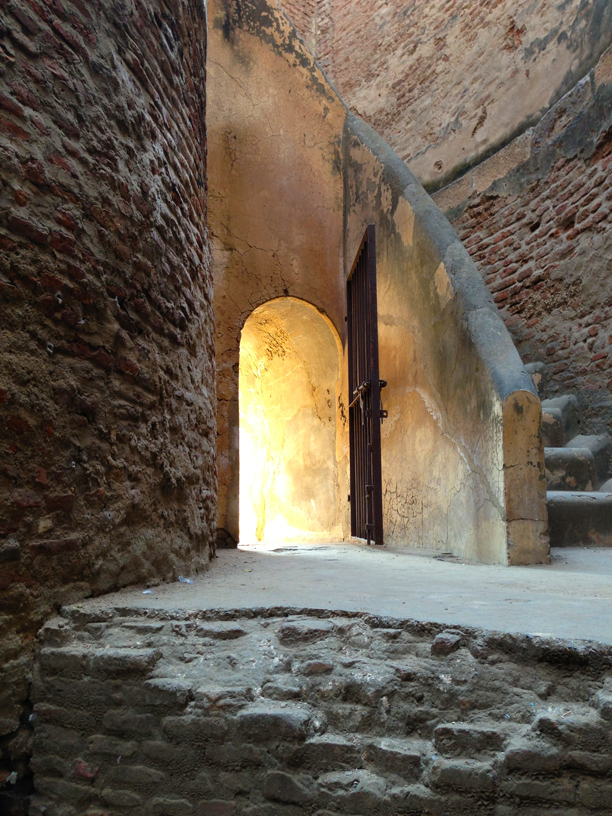 Badhra Fort light.jpg