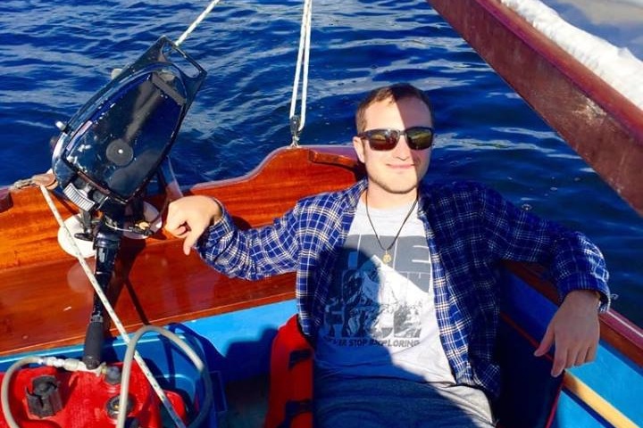 jon_sail_1.jpg
