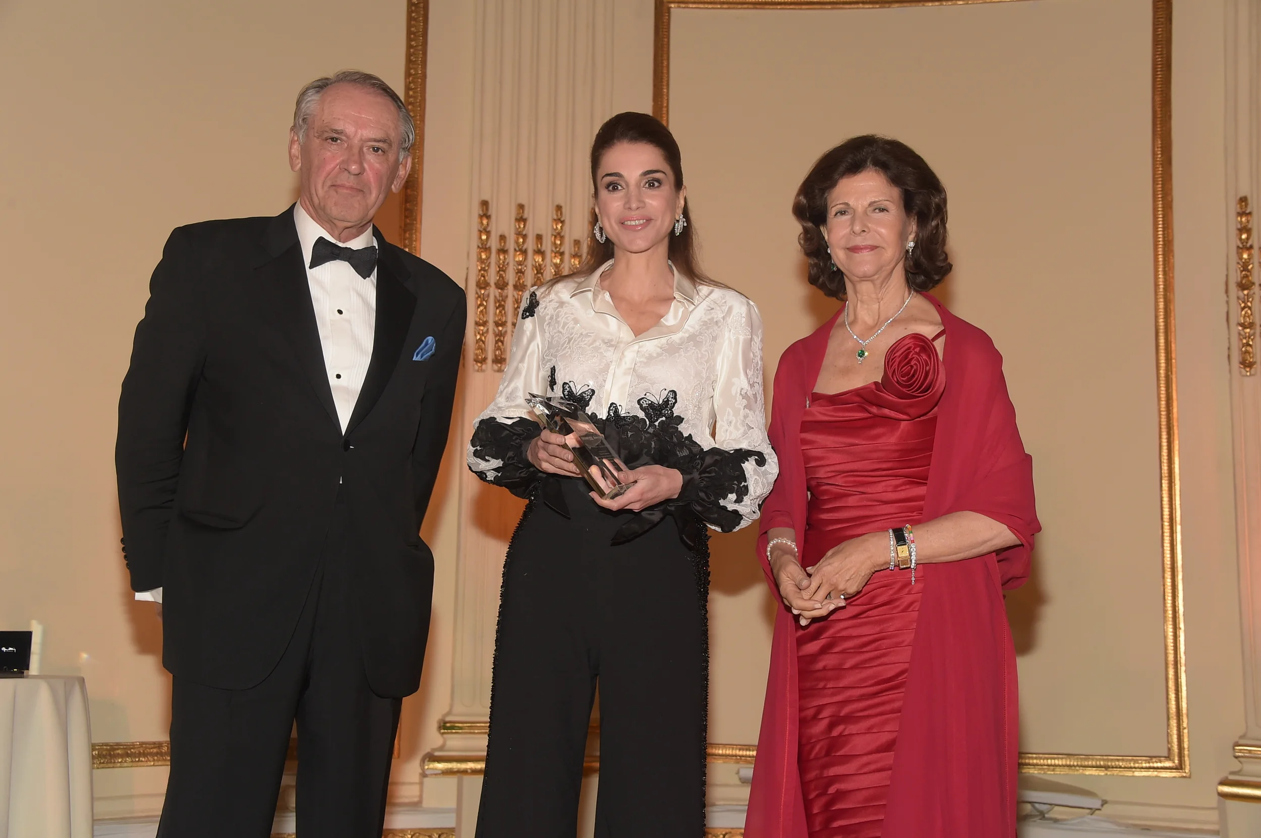  Jan Eliasson, Deputy Secretary General of the UN, Childhood ThankYou Awardee H.M Queen Rania of Jordan, H.M Queen Silvia