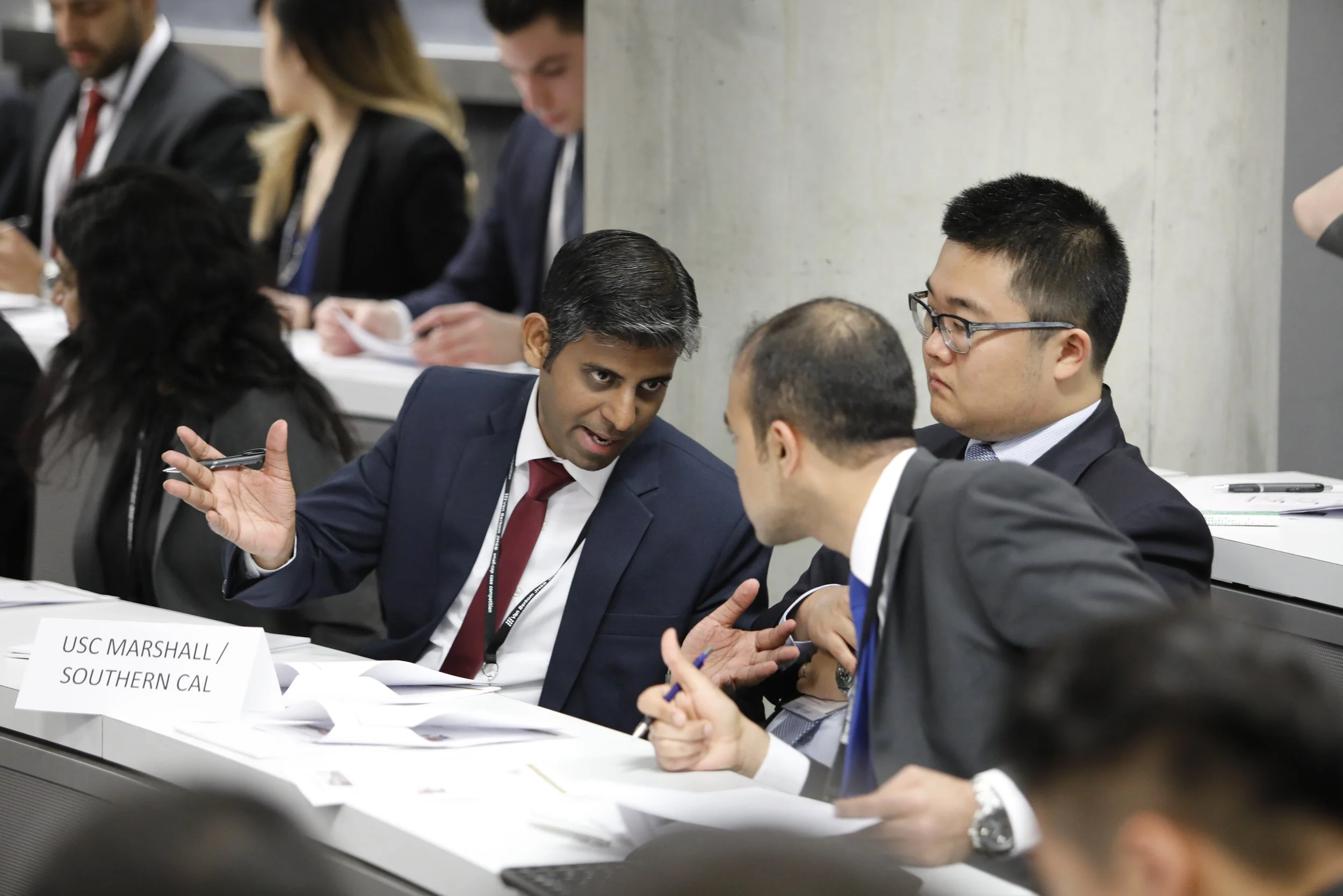 rf AMC17 0324 Van B Case 0102A.JPG