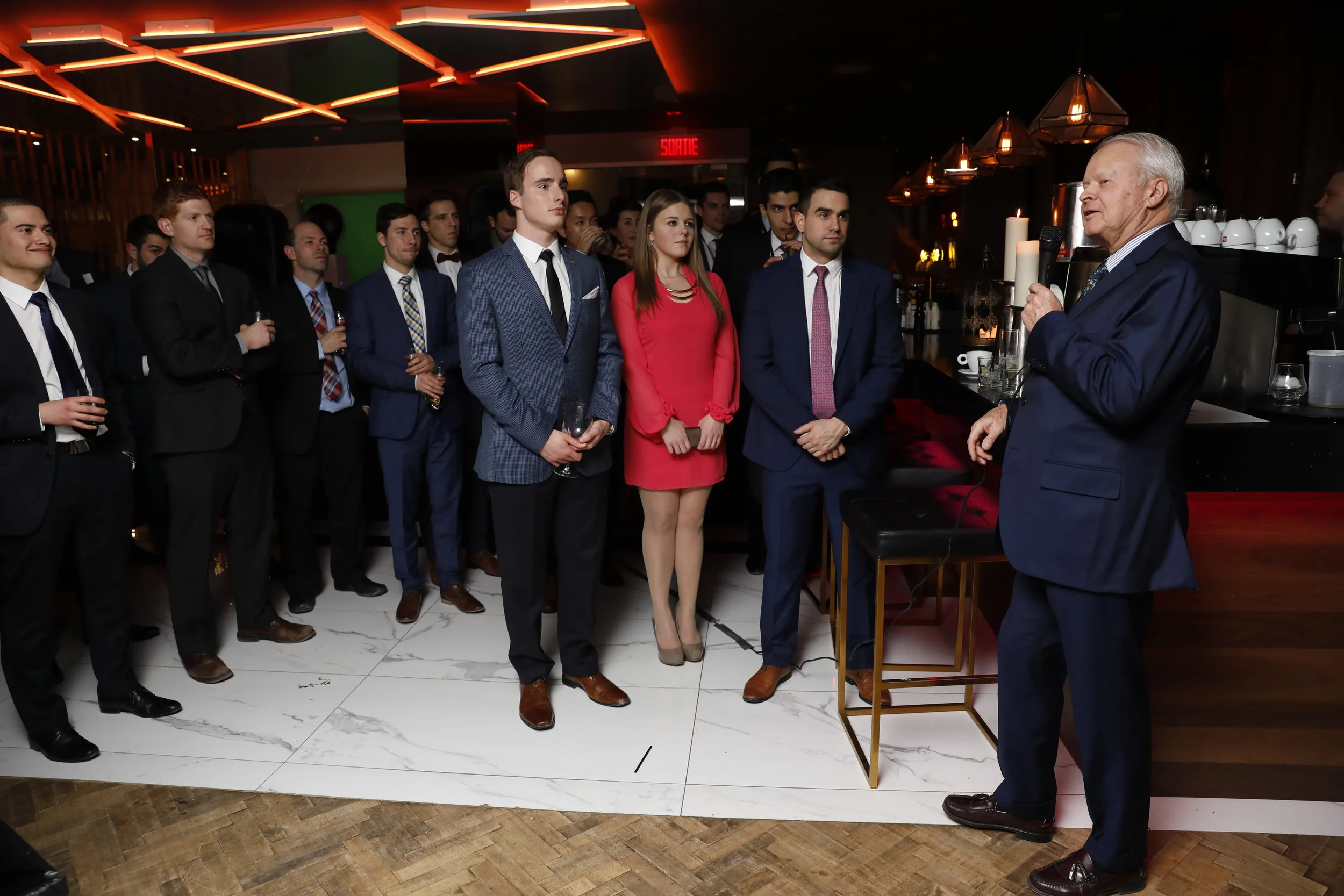 rf AMC17 0325 Van B Case 0781.JPG