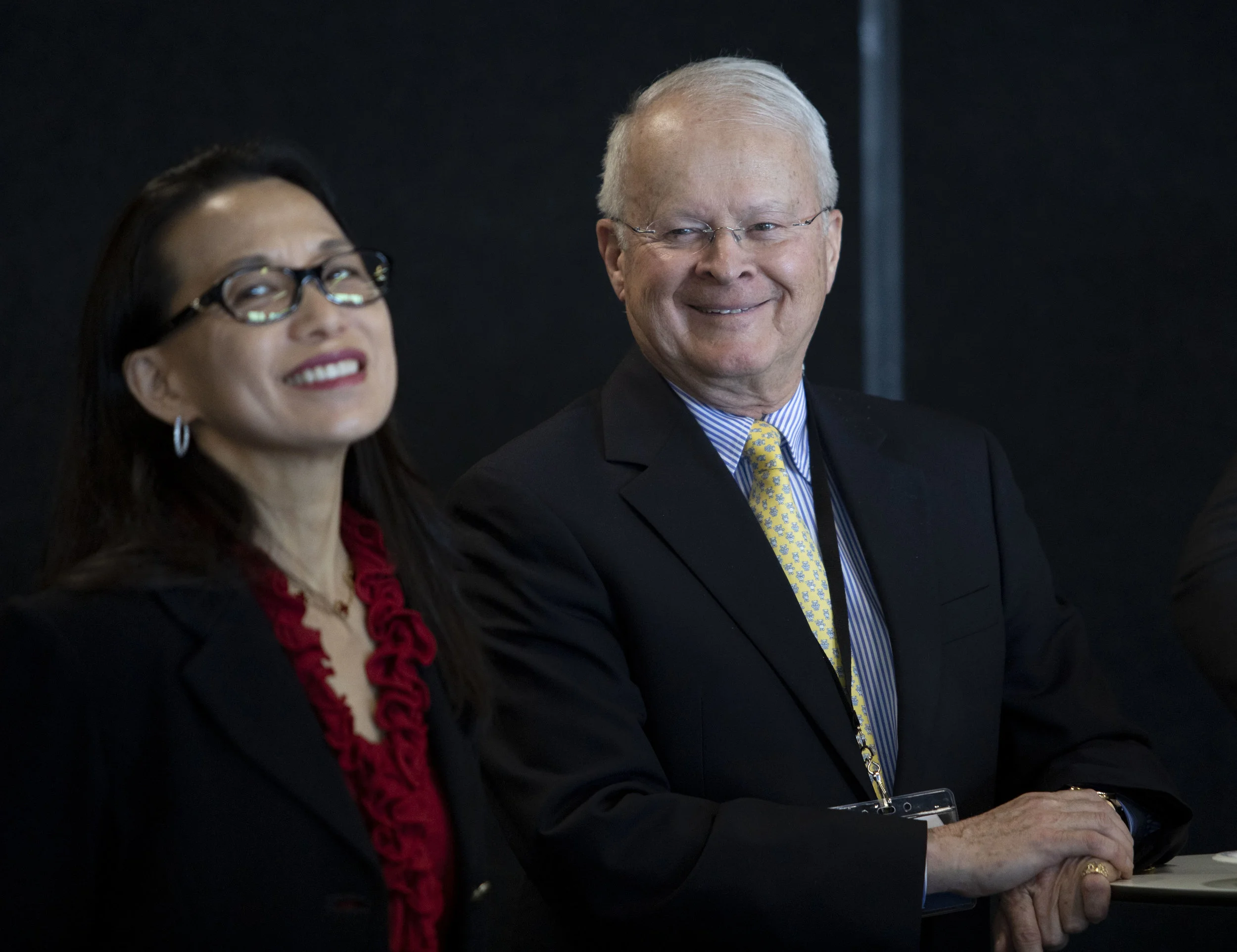 rf AMC19 0329 Van B Case 1607.JPG