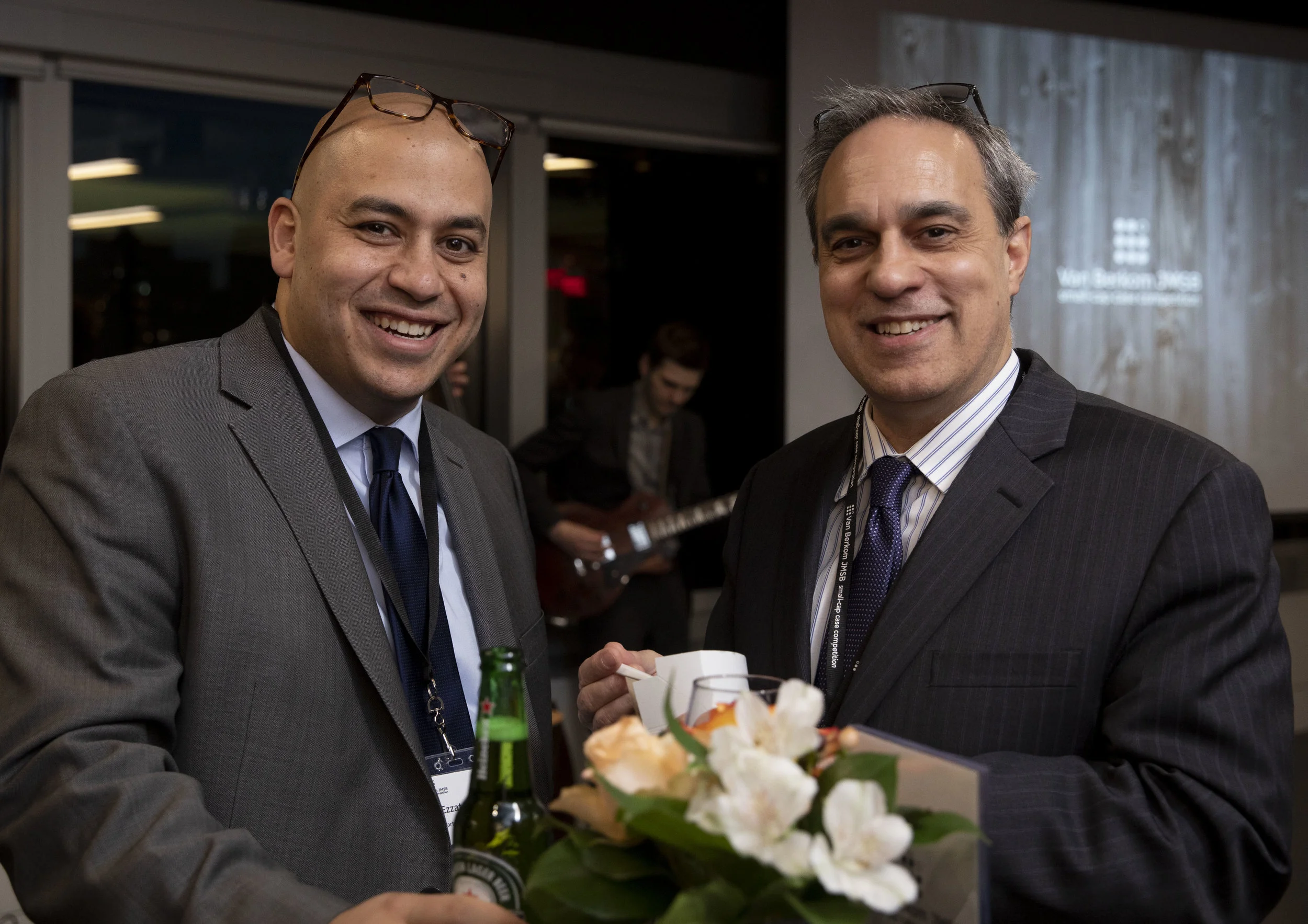 rf AMC19 0329 Van B Case 2114.JPG