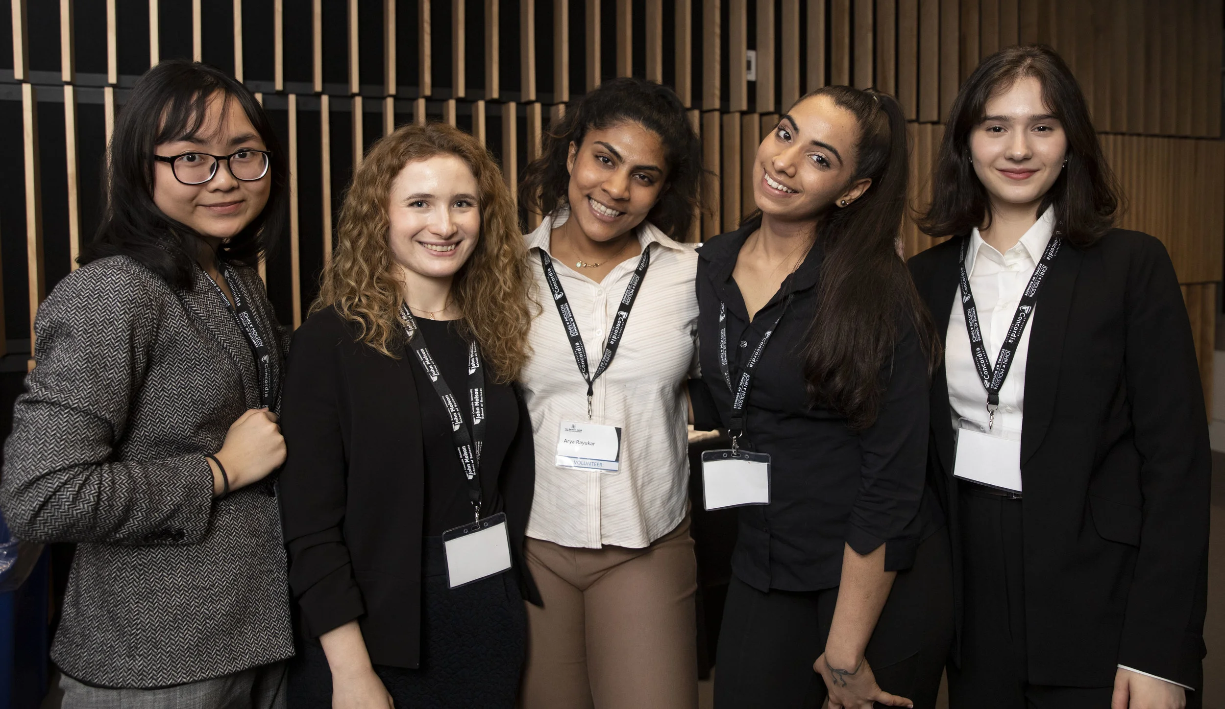 rf AMC19 0329 Van B Case 2156.JPG