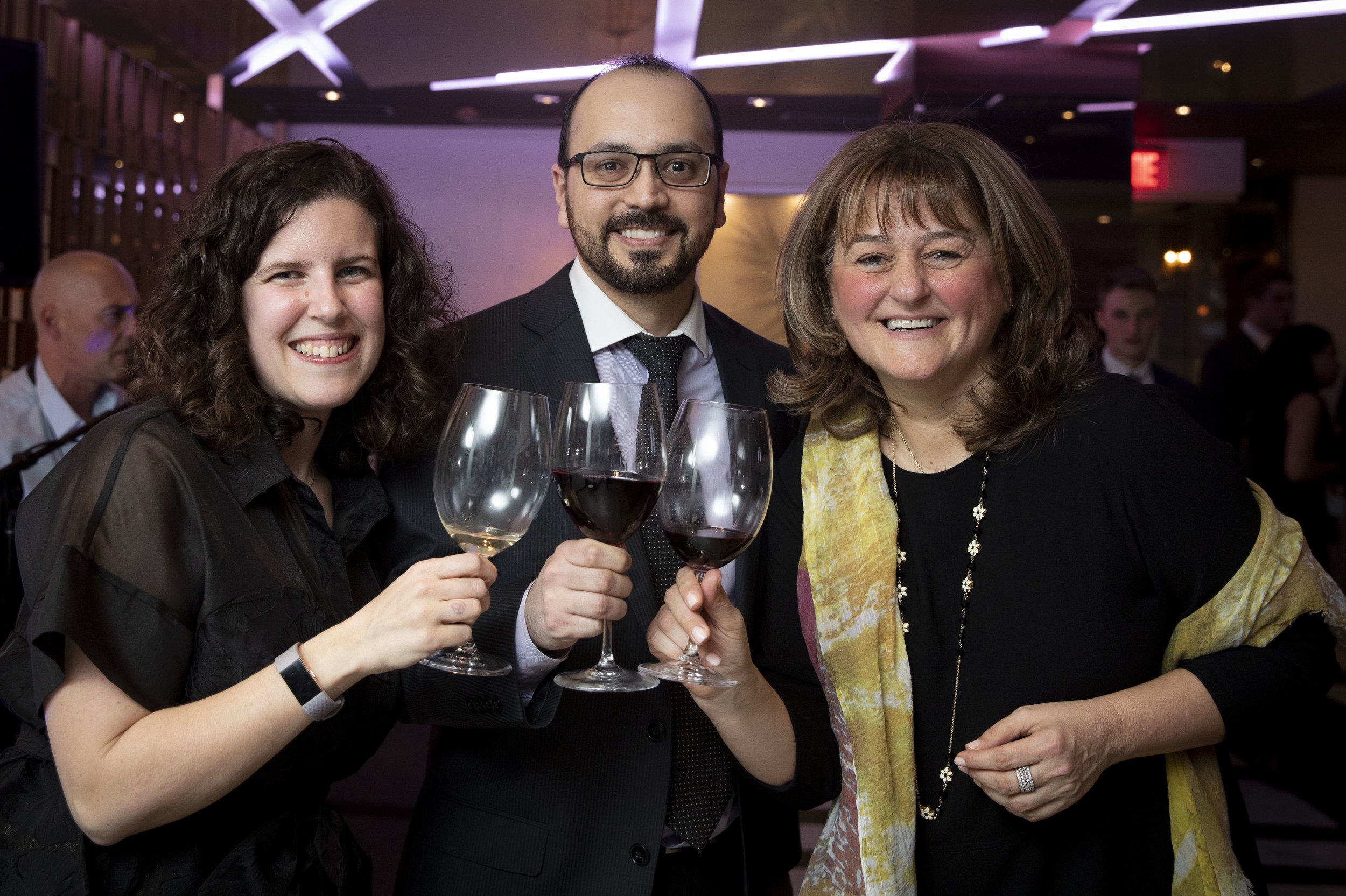 rf AMC19 0330 Van B Case 2556.JPG