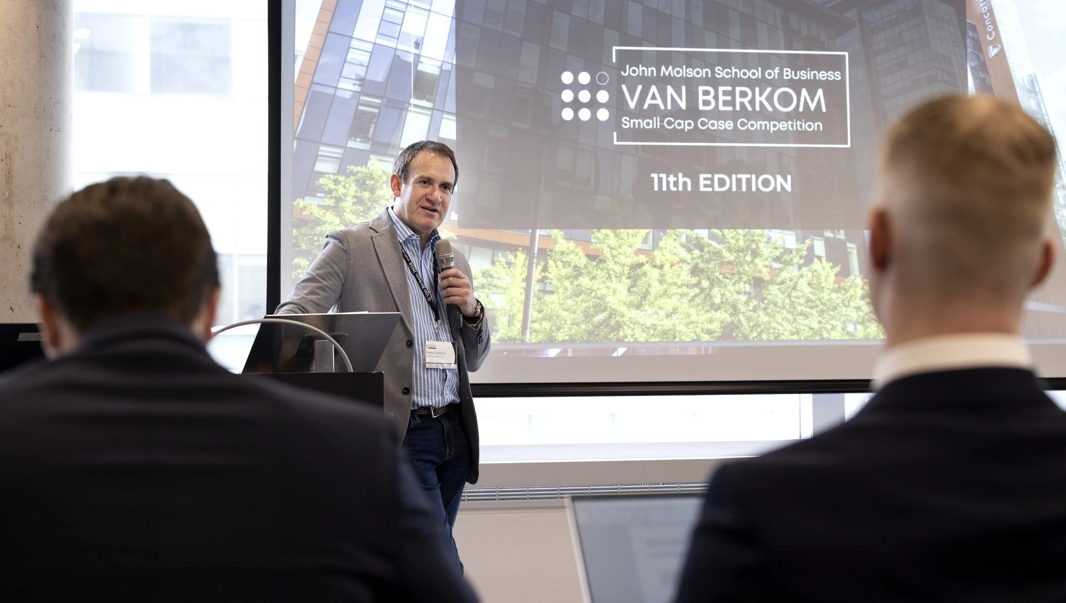 AMC22 0325 Van B Case 1 Web Rez 4031.JPG