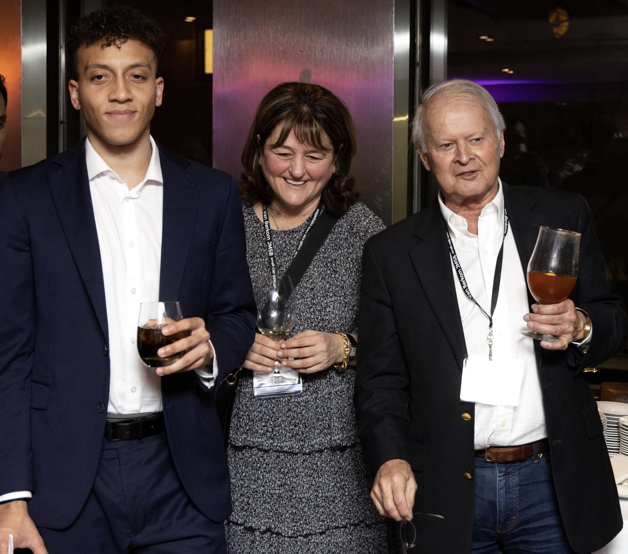 AMC22 0326 Van B Awards Web 6125.JPG