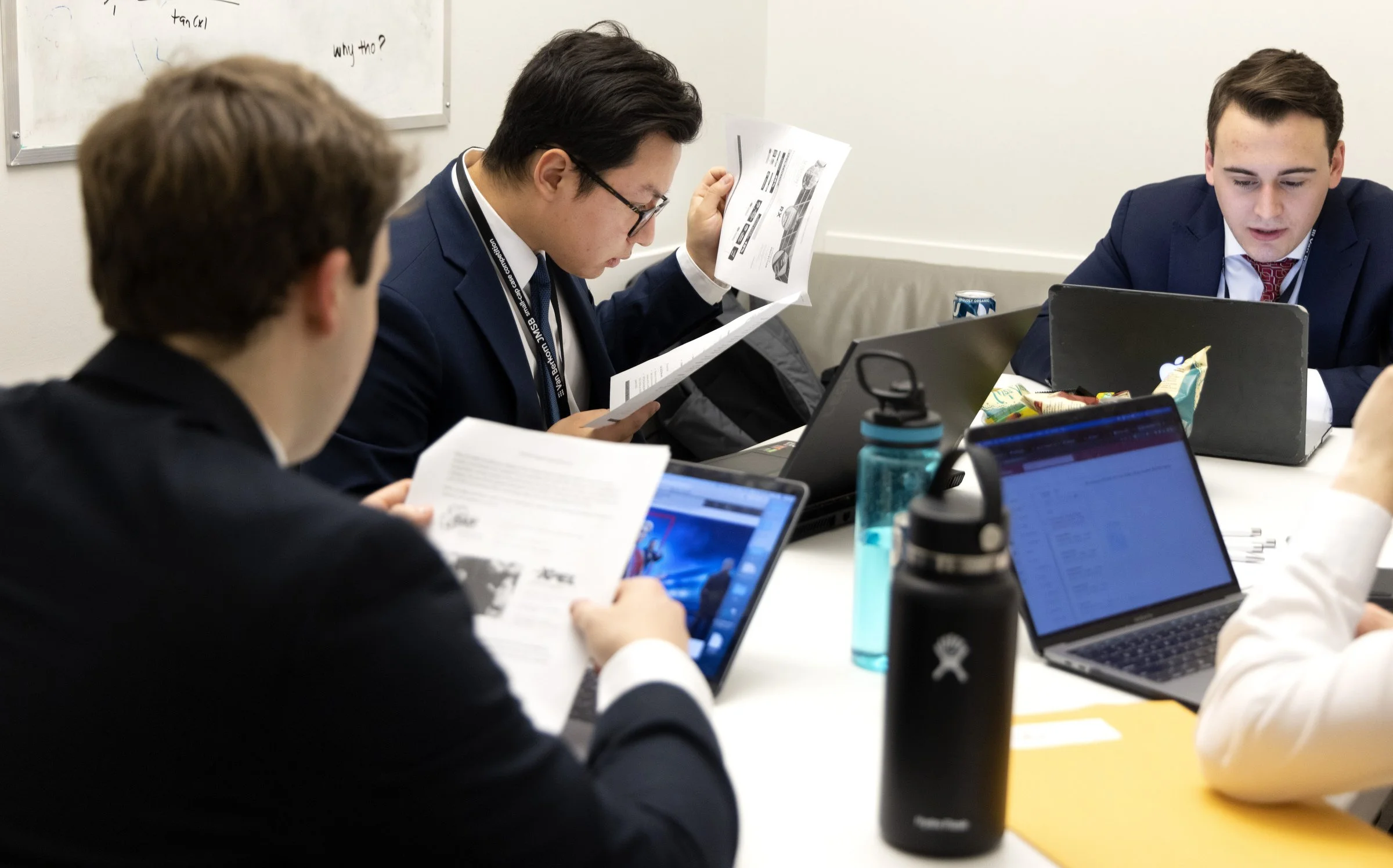 AMC23 0324 JMSB Van B Case SMrez 6068.JPG