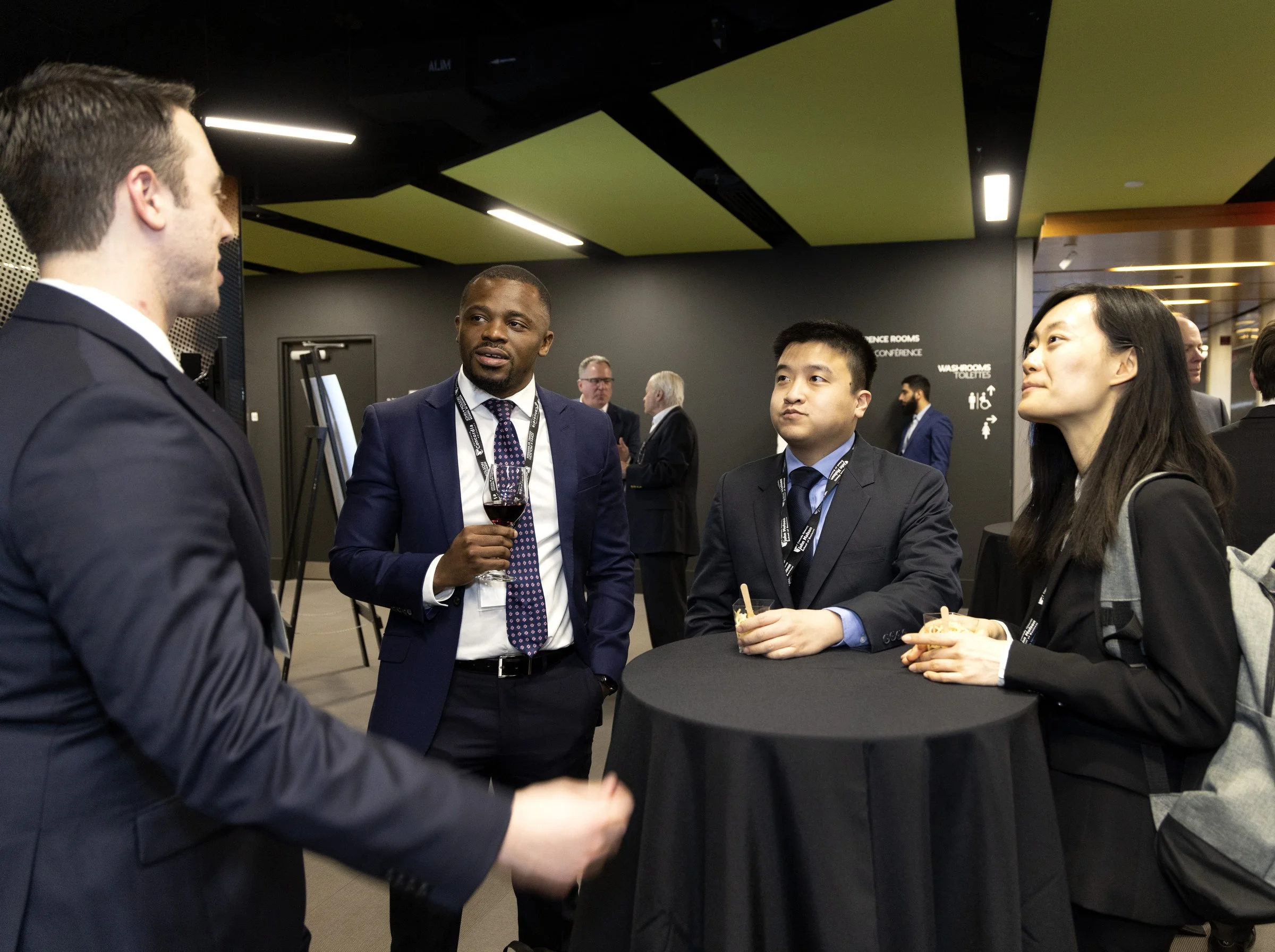 AMC23 0324 JMSB Van B Case SMrez 6156.JPG