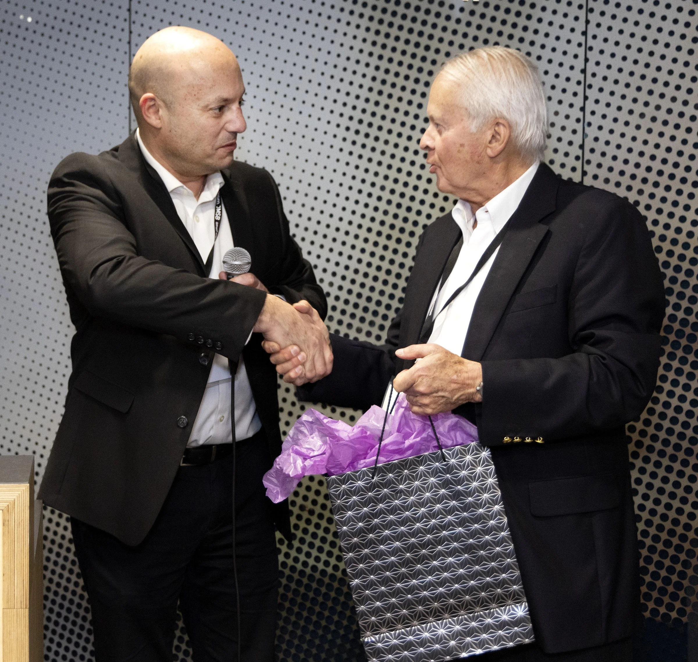 AMC23 0324 JMSB Van B Case SMrez 6260.JPG