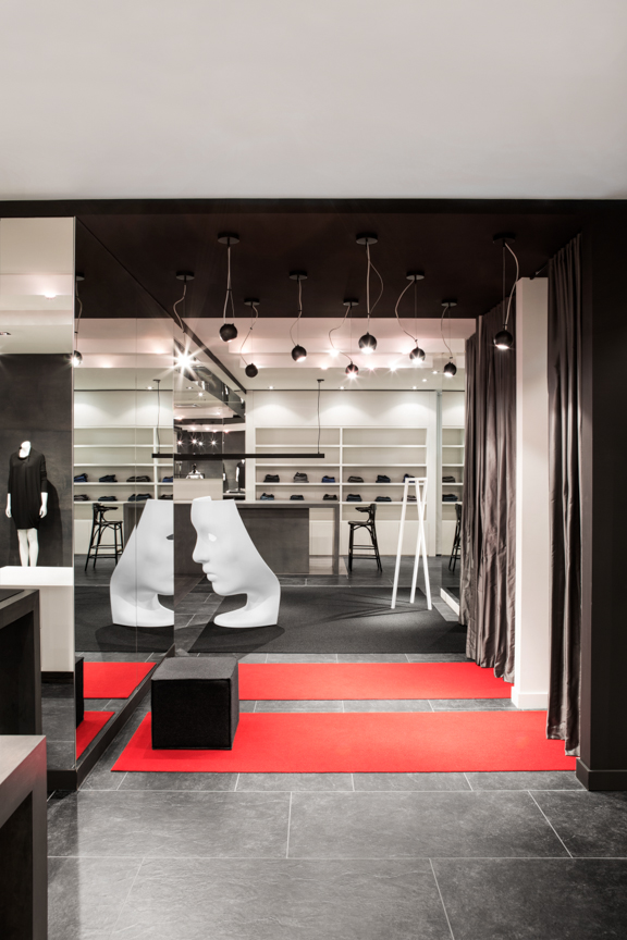 BOUTIQUE 5AV