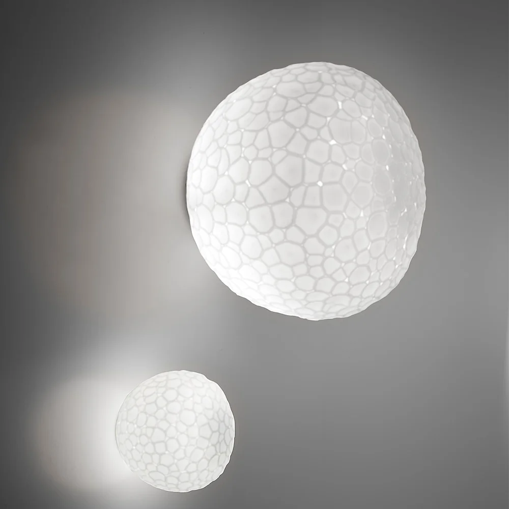 ArtemideDesign-Design-Meteorite-Wall-Ceiling-Side.jpg