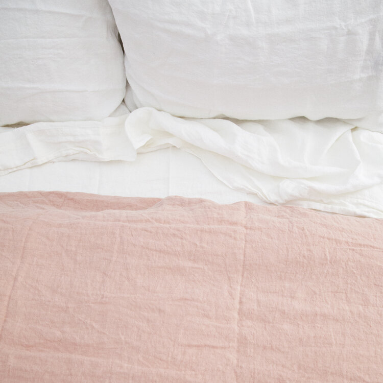 HawkinsNY_Editorial_Bedding_07.jpg