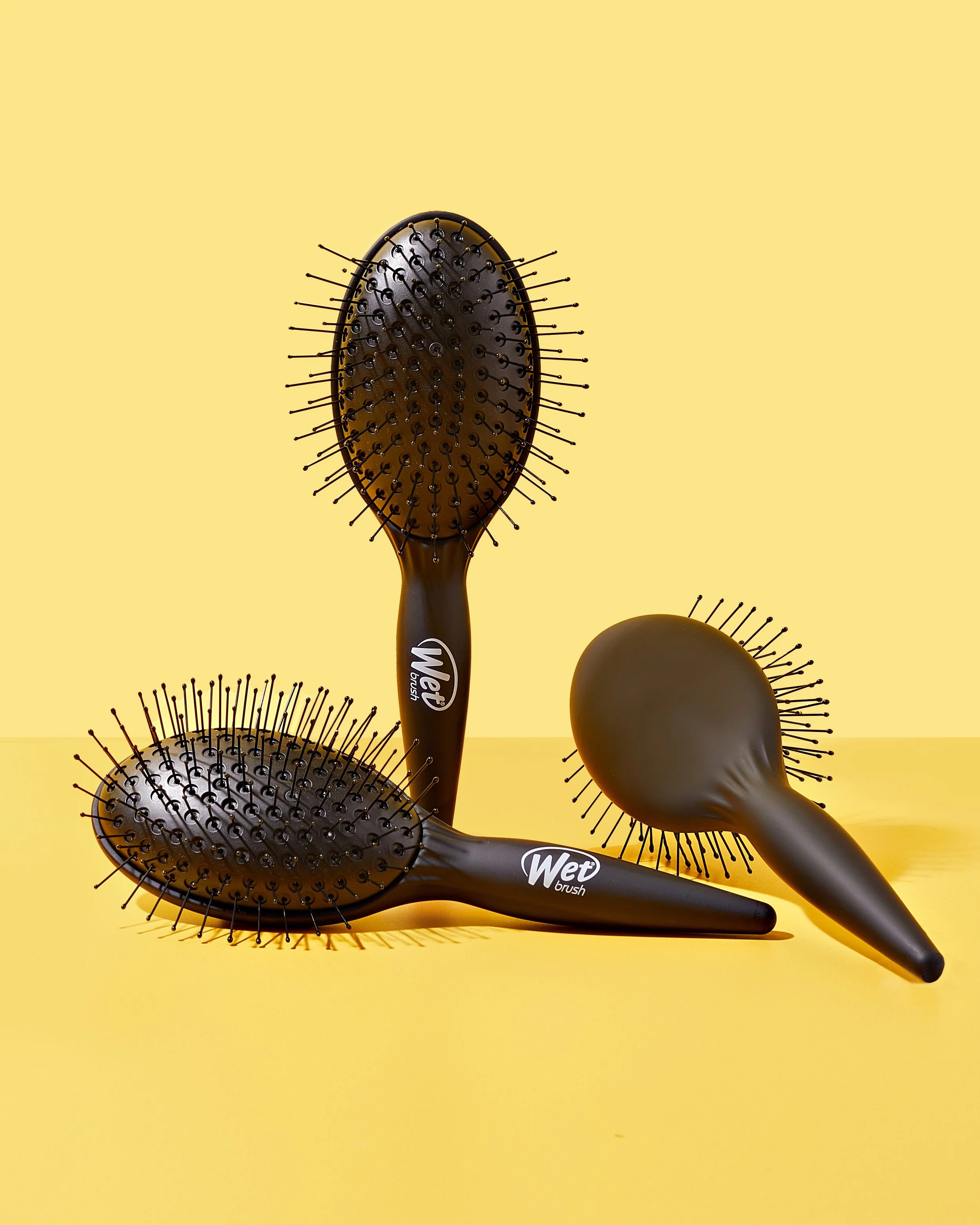 wetbrush_blowdry_stilllife29325 copy 2.jpg