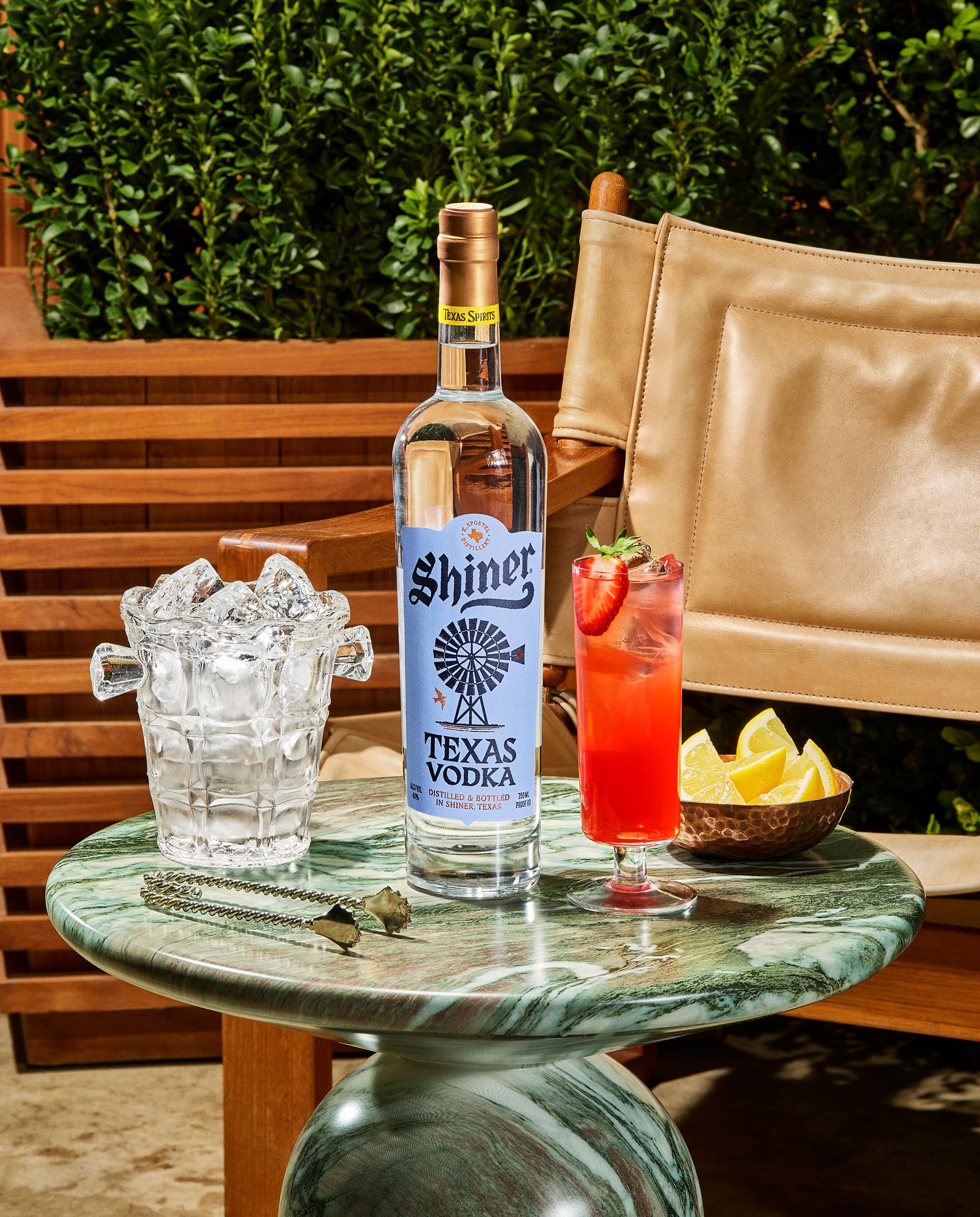 TDAVIS_SHINER_SPRING_VODKA_0227_bottle-hero-v2.jpg