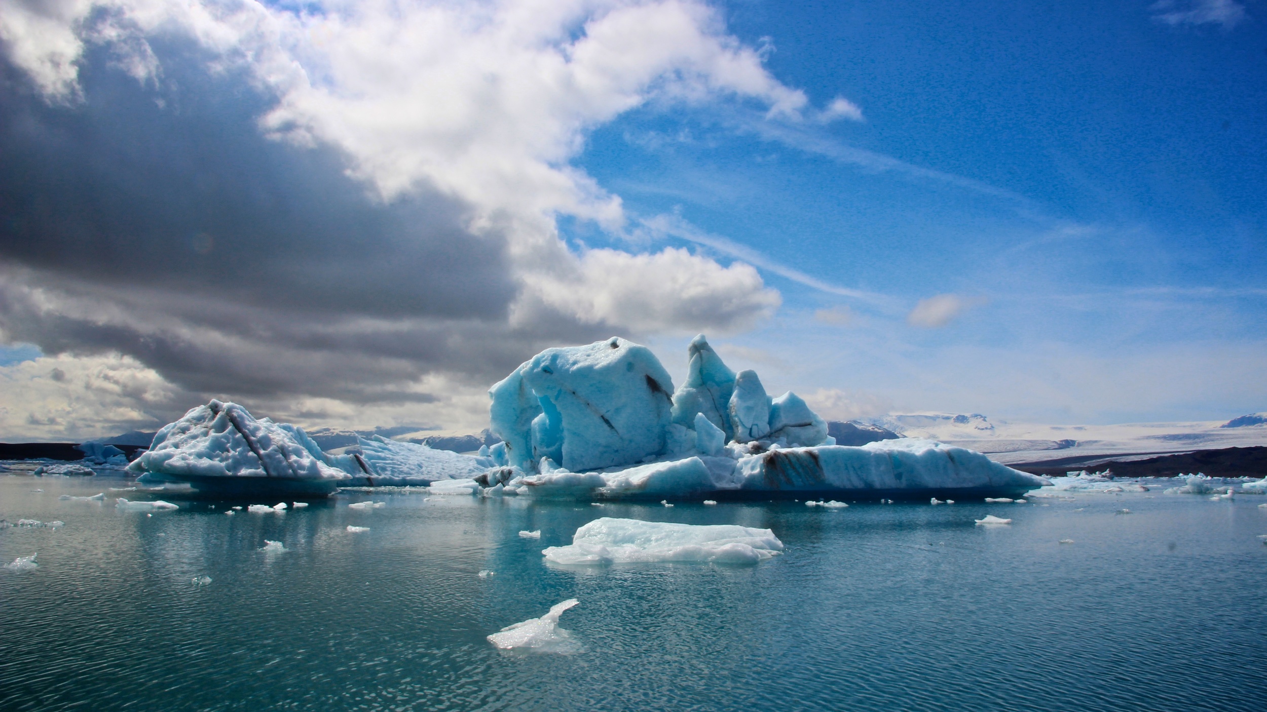 Icebergs in Jokulsarlon