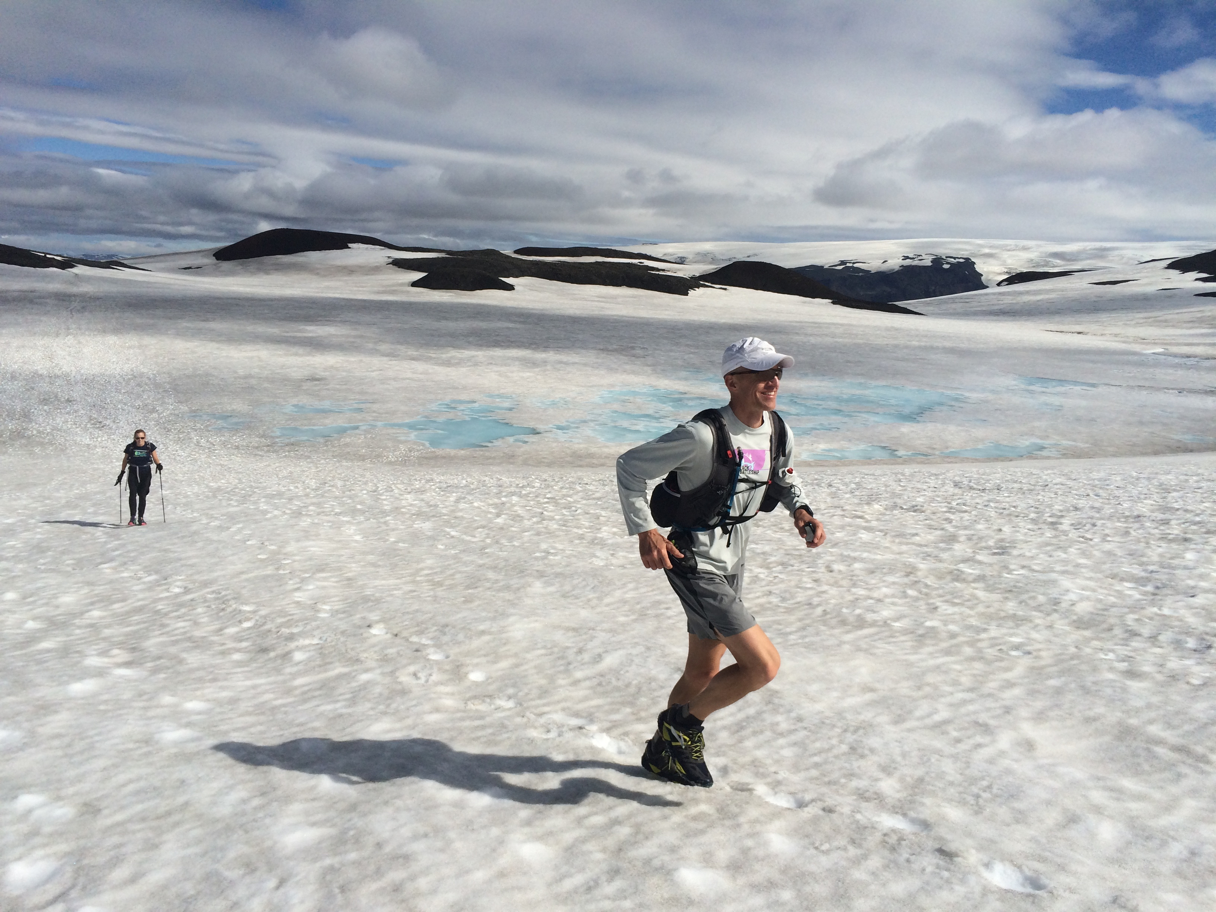 Running on Laugavegur on ice by melting ice