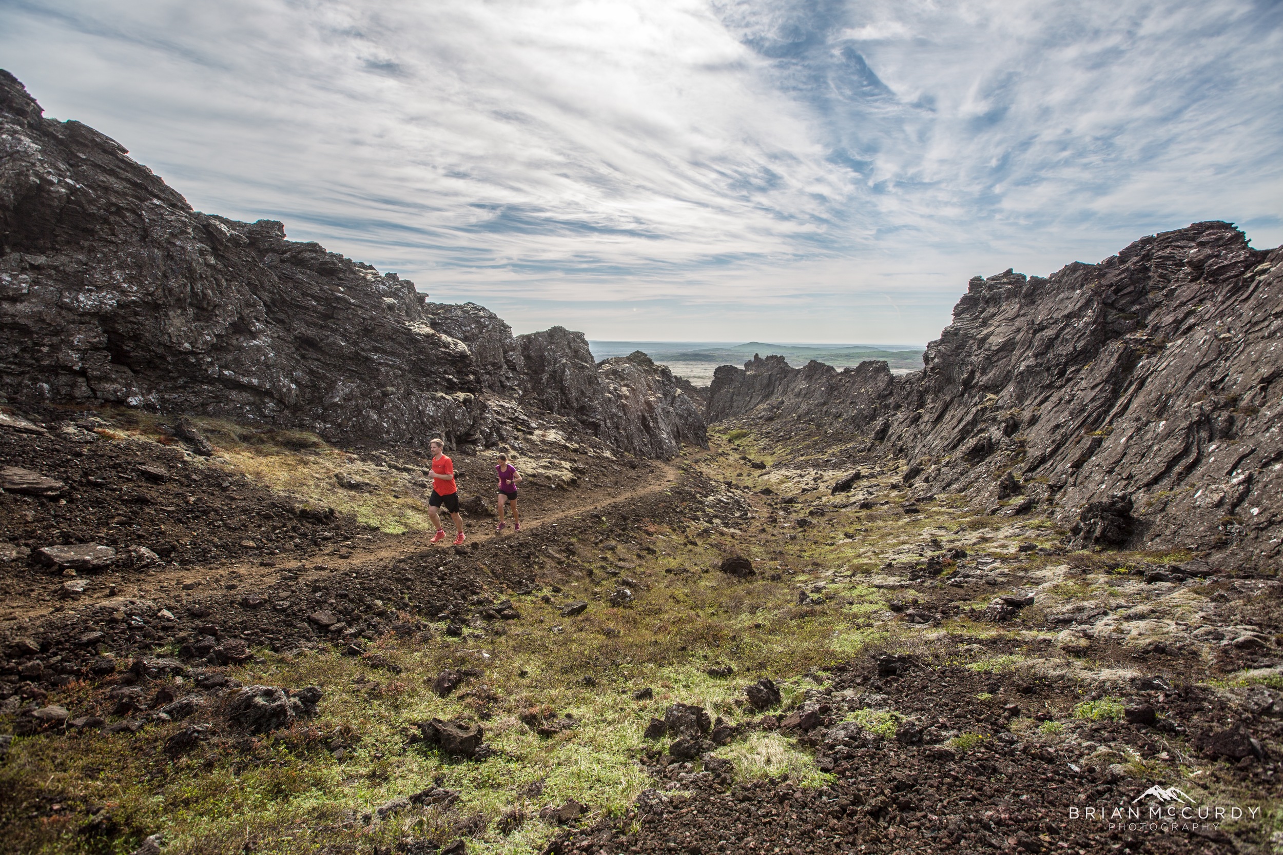 Running upwards in a lava fissure