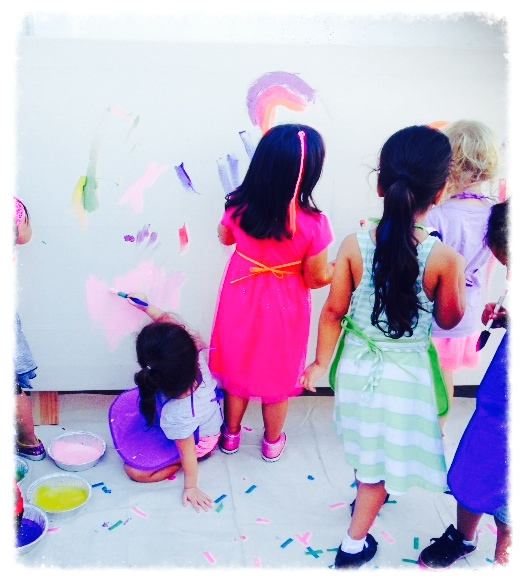 Children's Painting Party - Life-sized canvas
