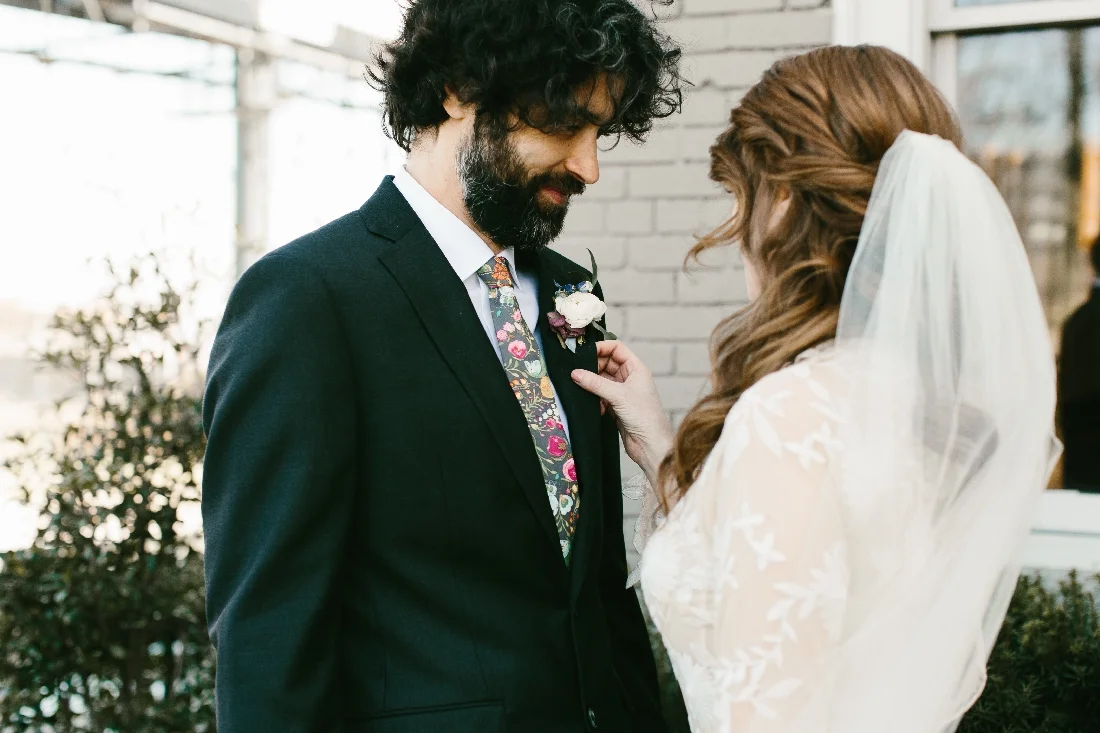 first look wedding.jpeg