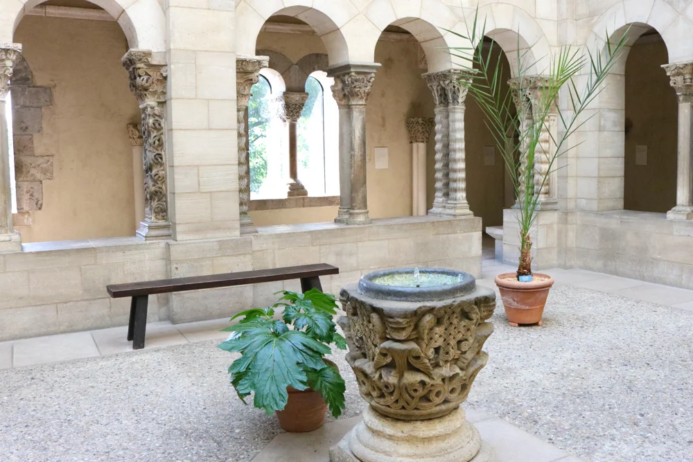 Saint-guilhem Cloister