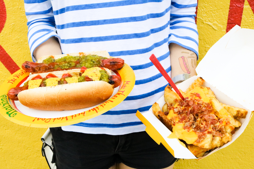 Original hot Dogs & Chili Cheese Fries