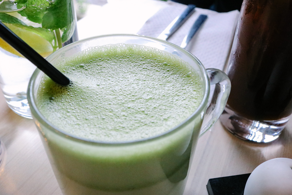 Matcha Almond Latté