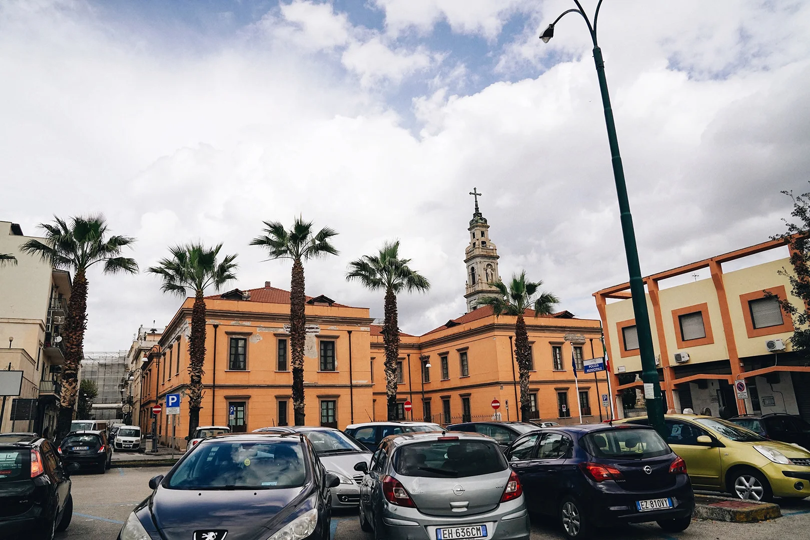 Arrived in Town of Pompei.