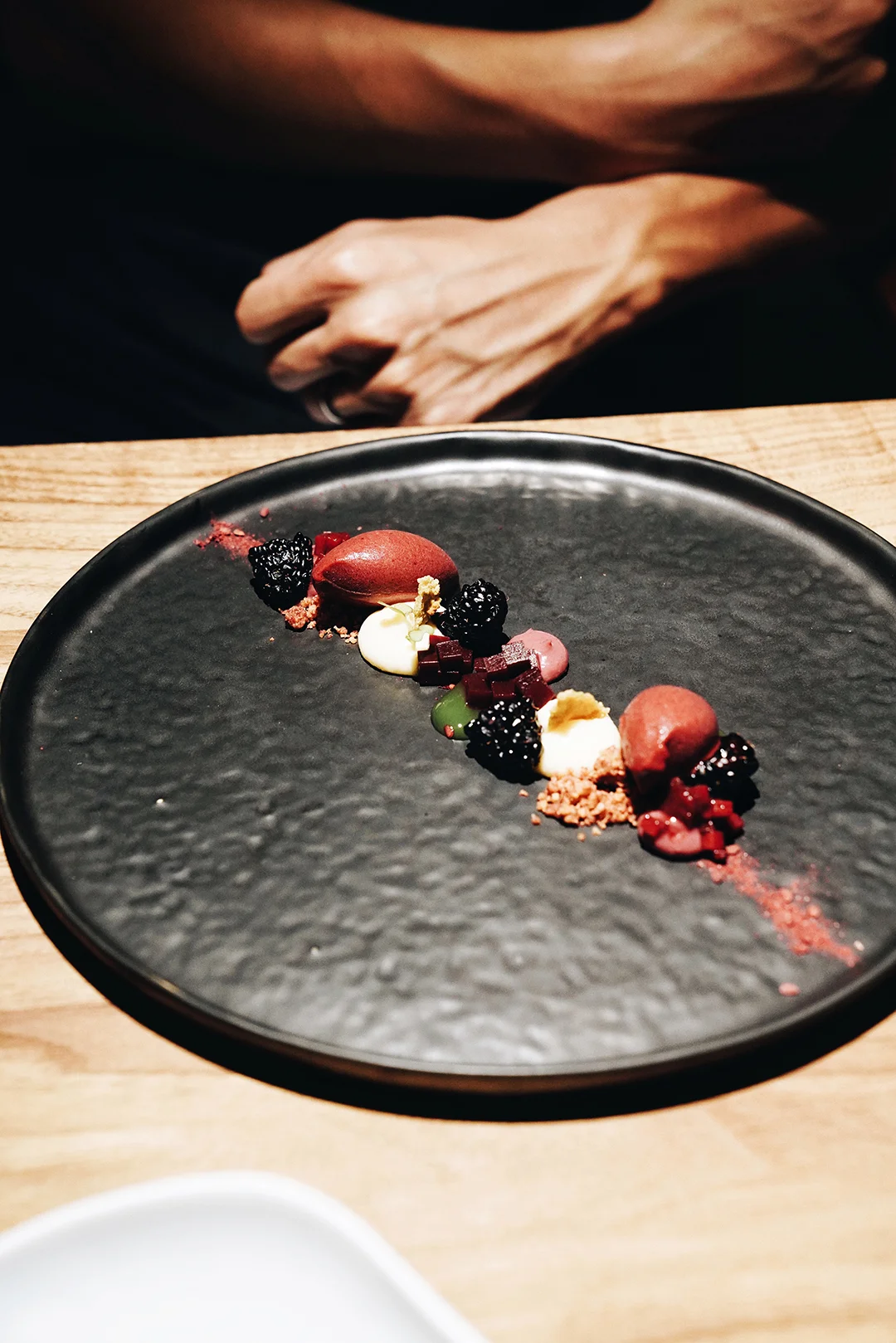Blackberry textures and celery
