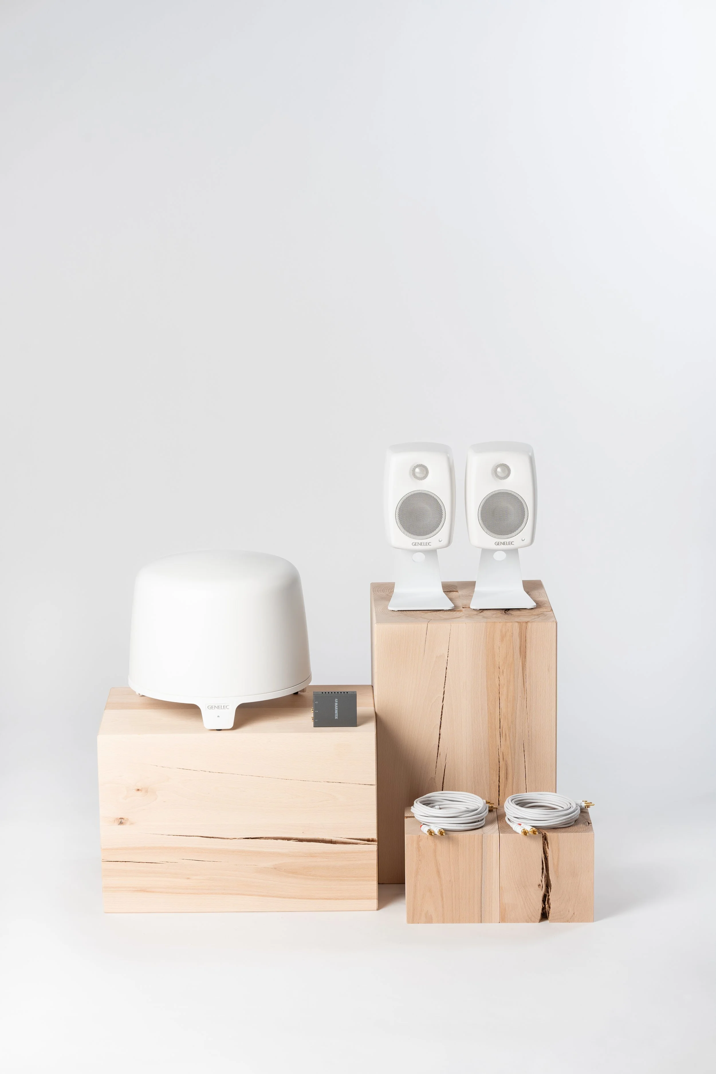 Genelec_Bundle_11_2024-01.jpg