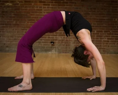 Pre-pregnancy upward bow with glutes clenched!