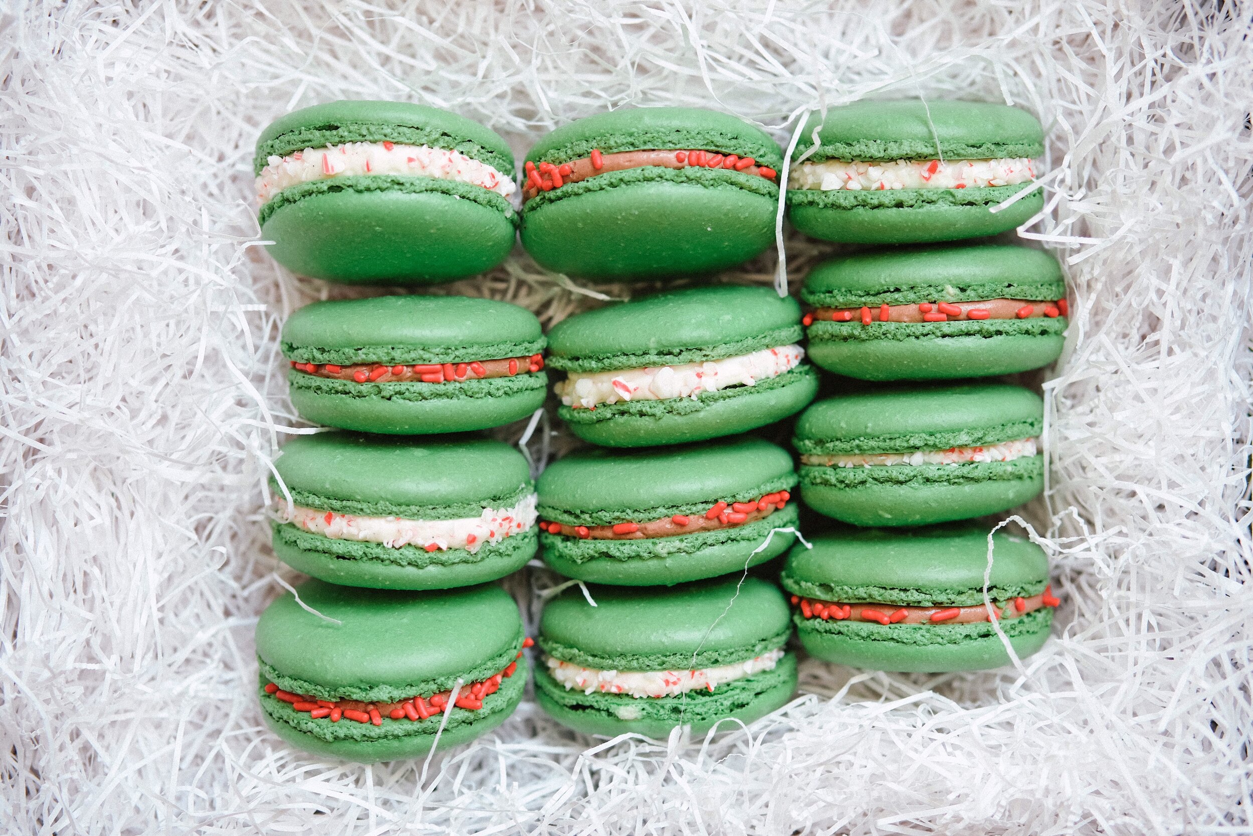 Macaron Favor boxes - by the dozen — Nutmeg Cake Design