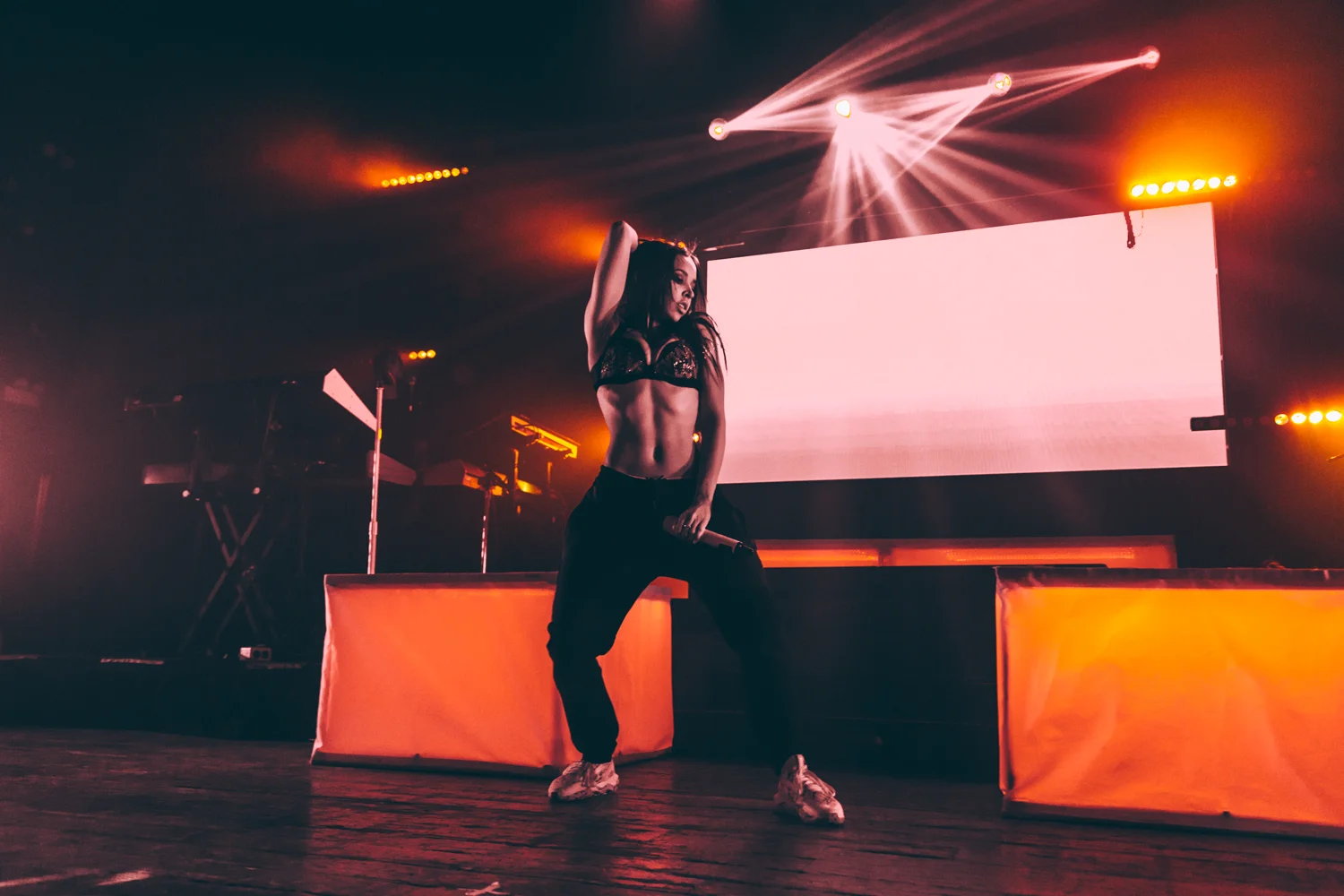 Tinashe-5.jpg