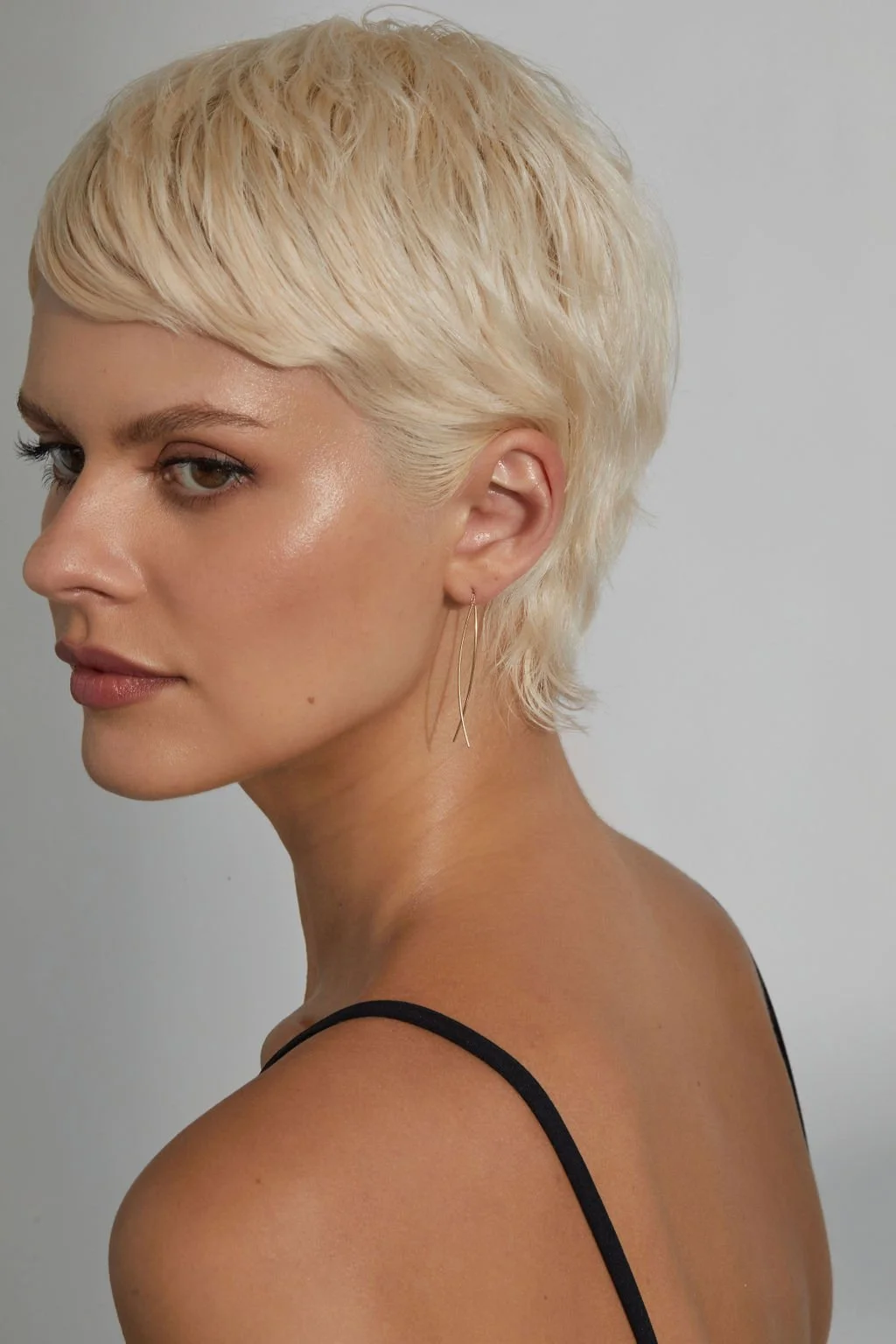 SHAESBY_8.11.23_0822_.jpg