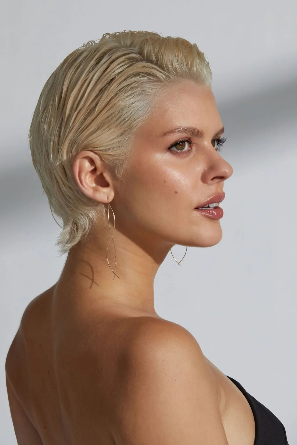 SHAESBY_8.11.23_1384_.jpg