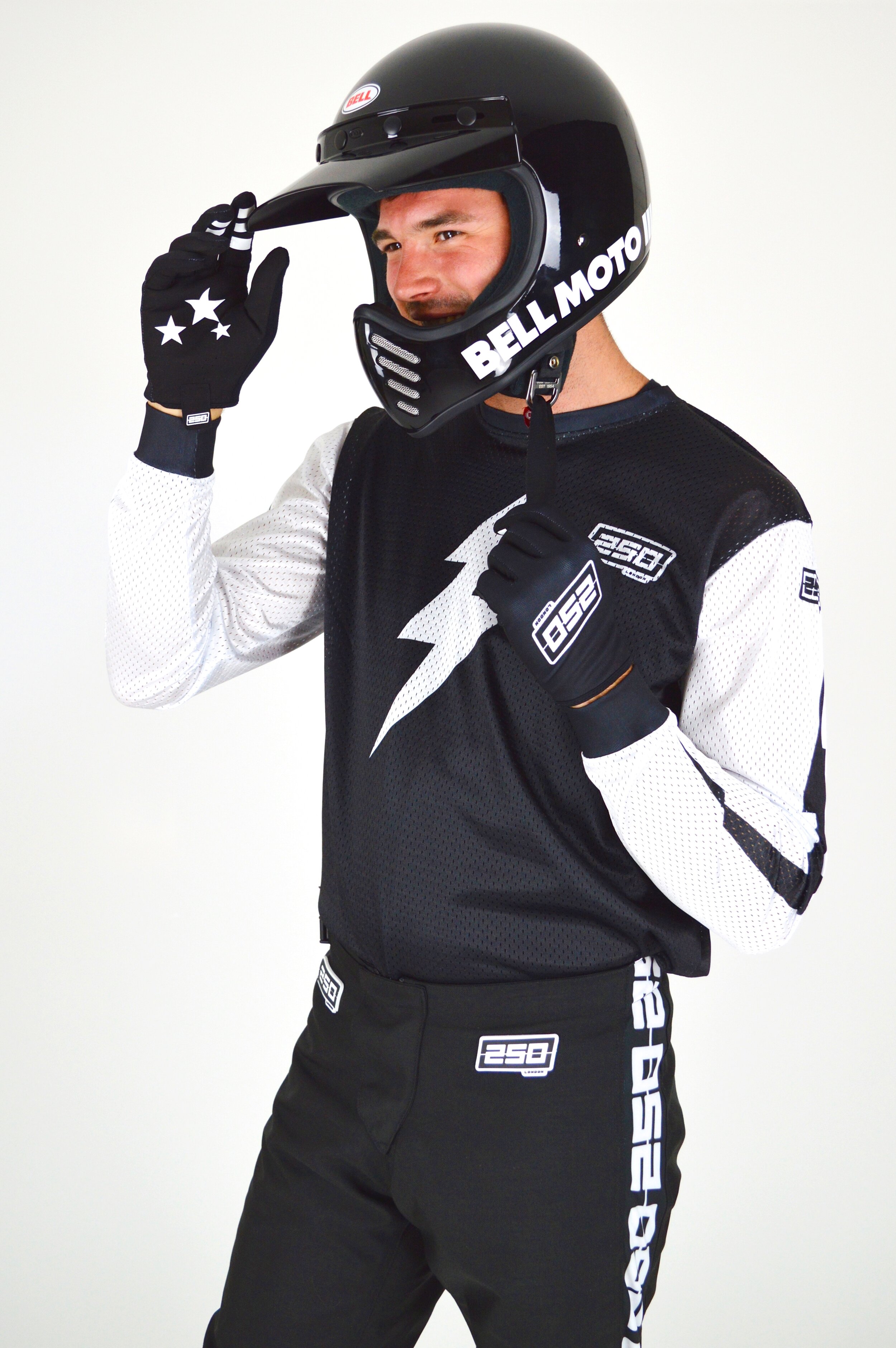 Jev Retro Bolt Black helmet gloves.jpg