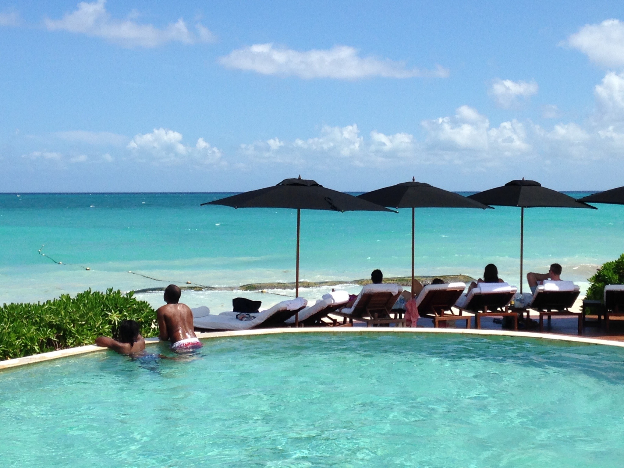 ROSEWOOD MAYAKOBA