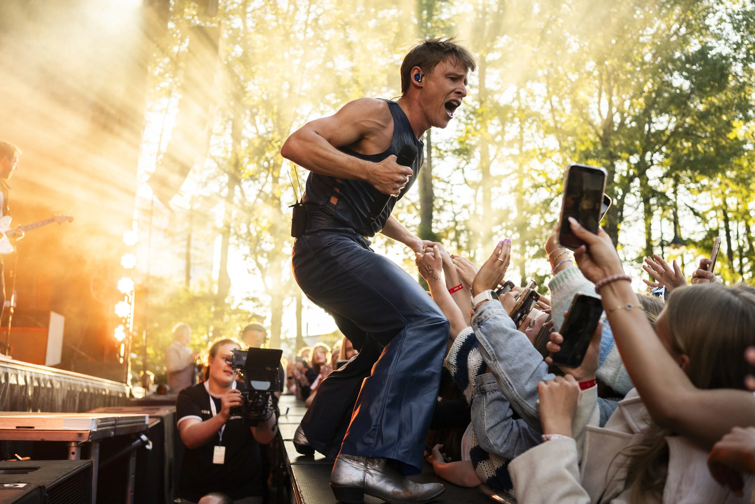 midsummer_madness_DAE_2.jpg