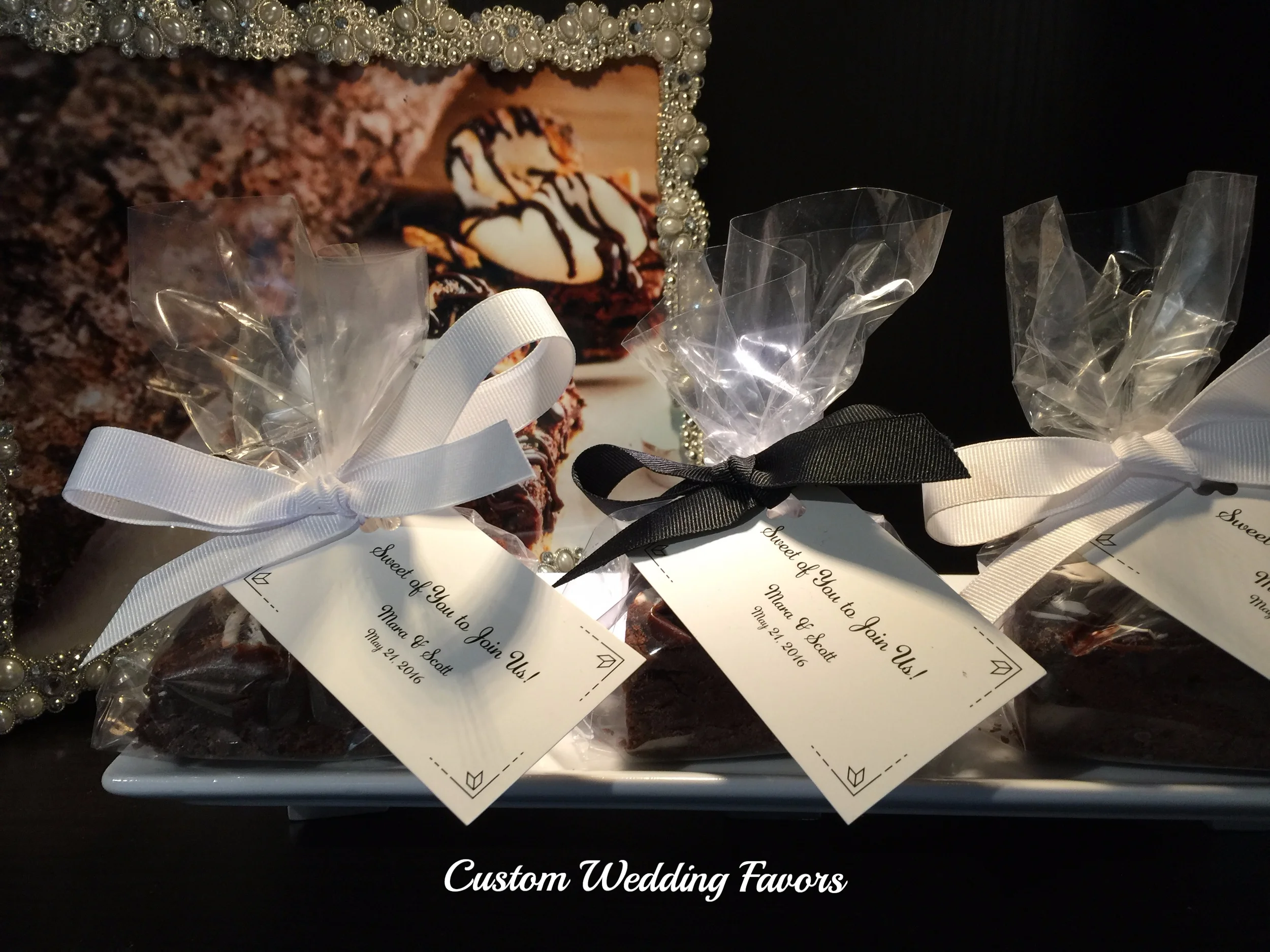Your Dream Event Awaits You | Brownies Are The New Cake | Dessert Tables and Favors in Metro Detroit, Michigan | Brownies, Cake Pops, Macarons, Brownie Cakes & More