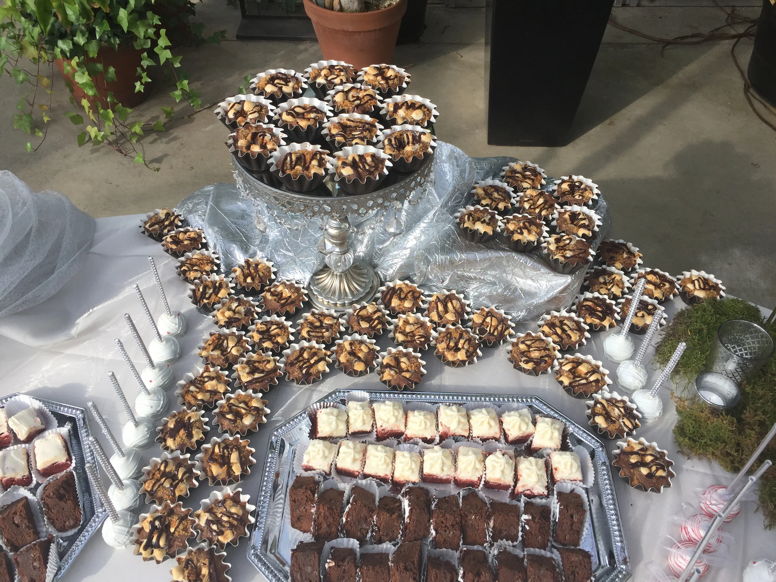 Your Dream Event Awaits You | Brownies Are The New Cake | Dessert Tables and Favors in Metro Detroit | Brownies, Cake Pops, Macarons, Brownie Cakes & More