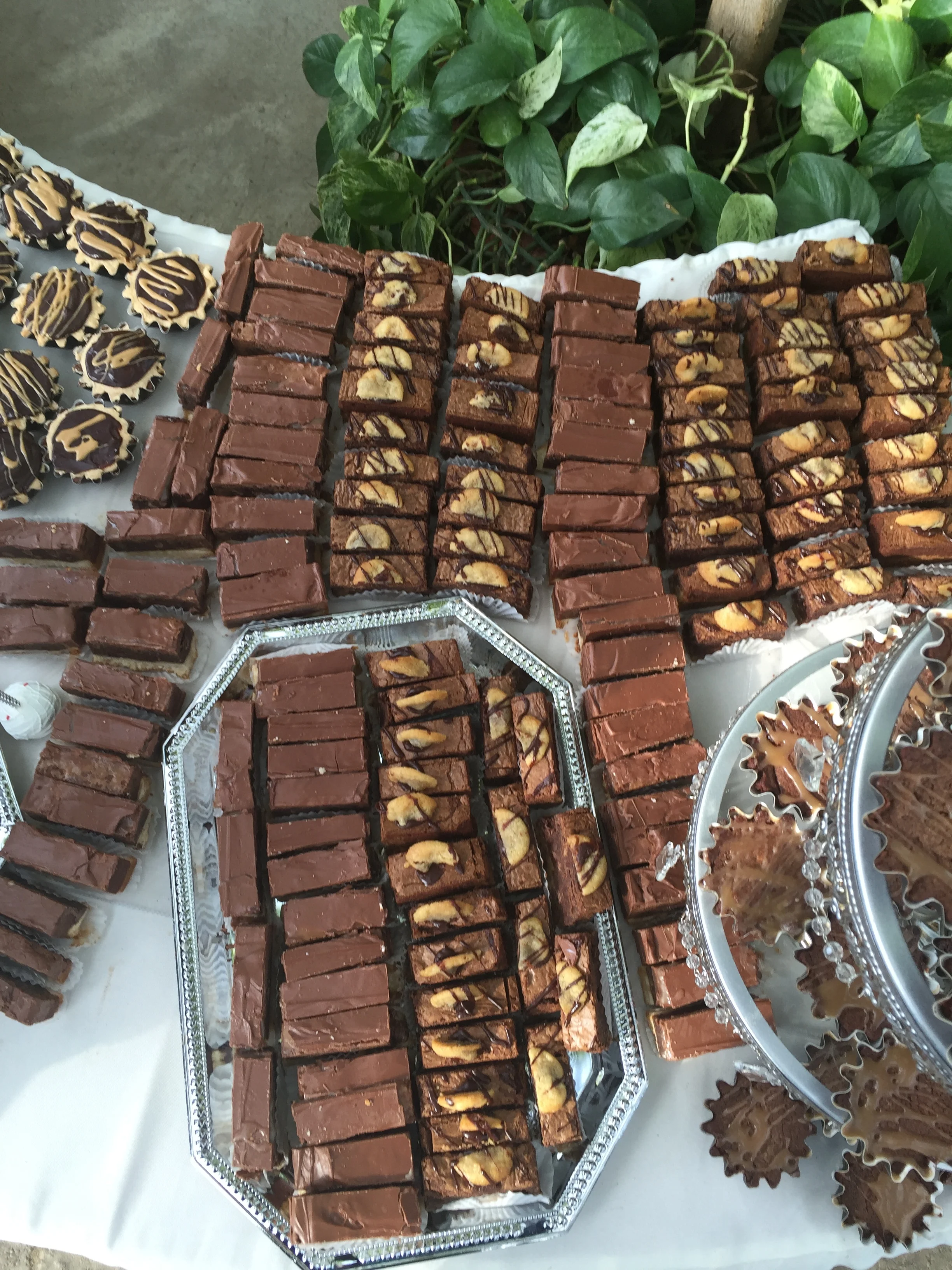 Your Dream Event Awaits You | Brownies Are The New Cake | Dessert Tables and Favors in Metro Detroit | Brownies, Cake Pops, Macarons, Brownie Cakes & More