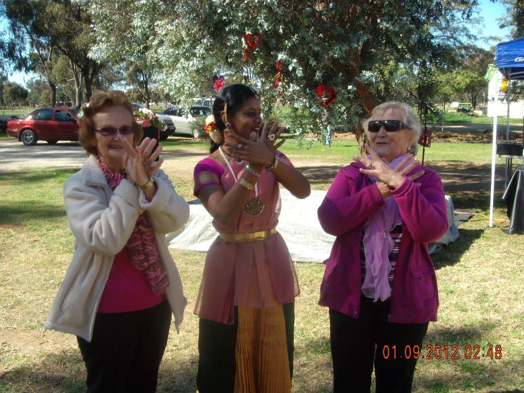 Aruna Gandhi community event.JPG