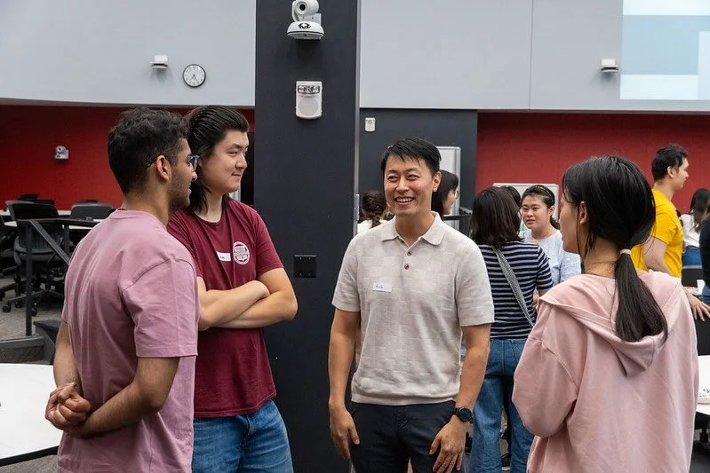 09.04.2026. Last Friday, we had so much fun at Speed Friending&amp; Bibimbap! 🍲

🍽️ We started with a delicious meal, got to know new people through things we have in common, and had some hilarious moments drawing portraits of each other! 🎨😂

And