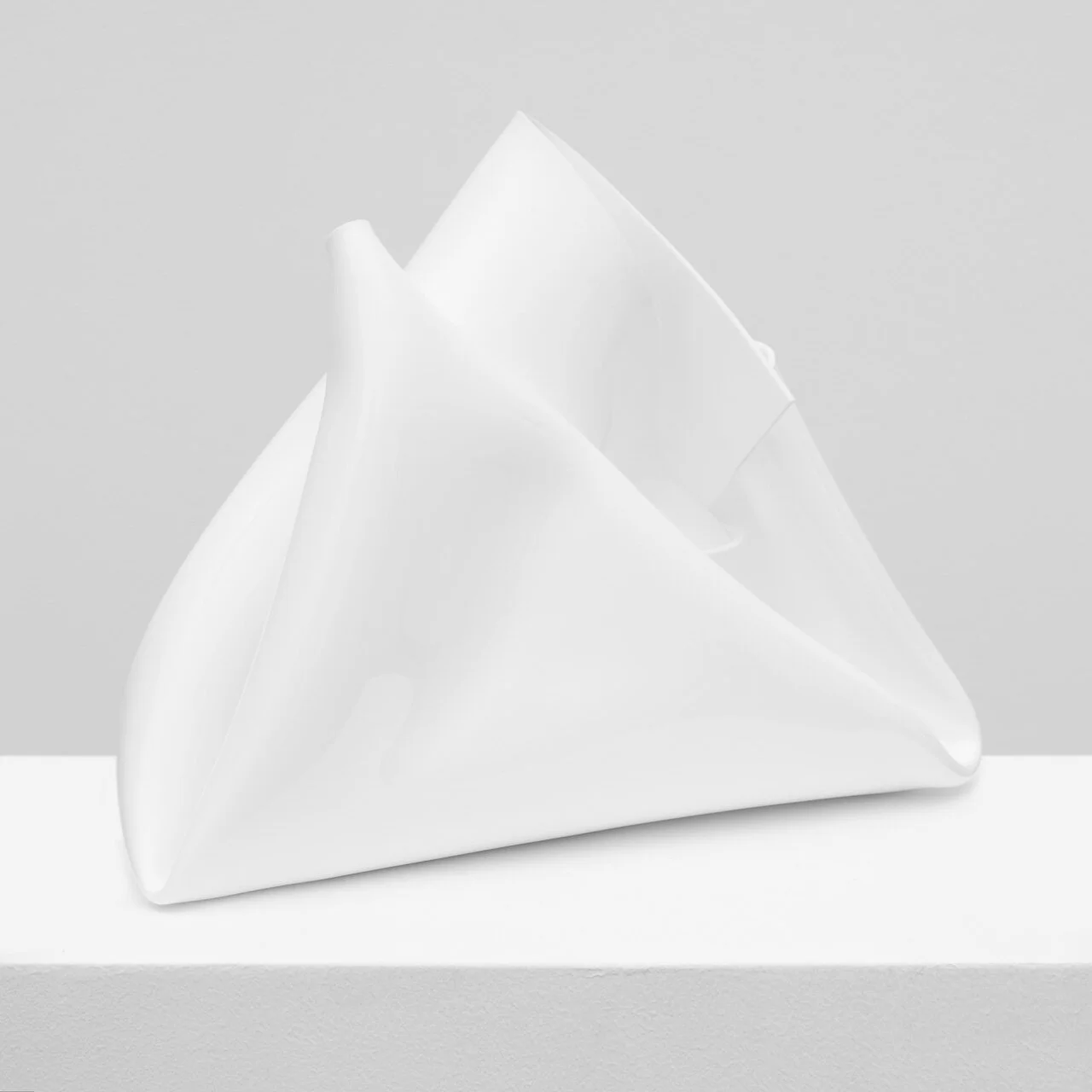 Fold V (white)