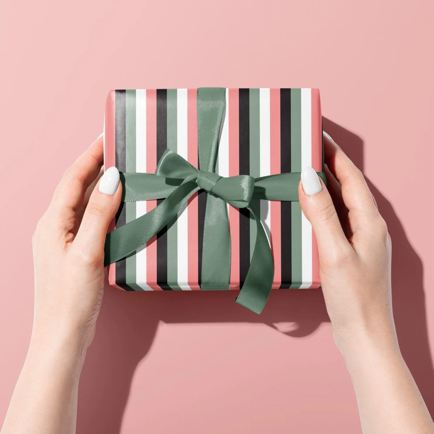 Gift+Box+Wrapping+Paper+candy+stripe+2.jpg