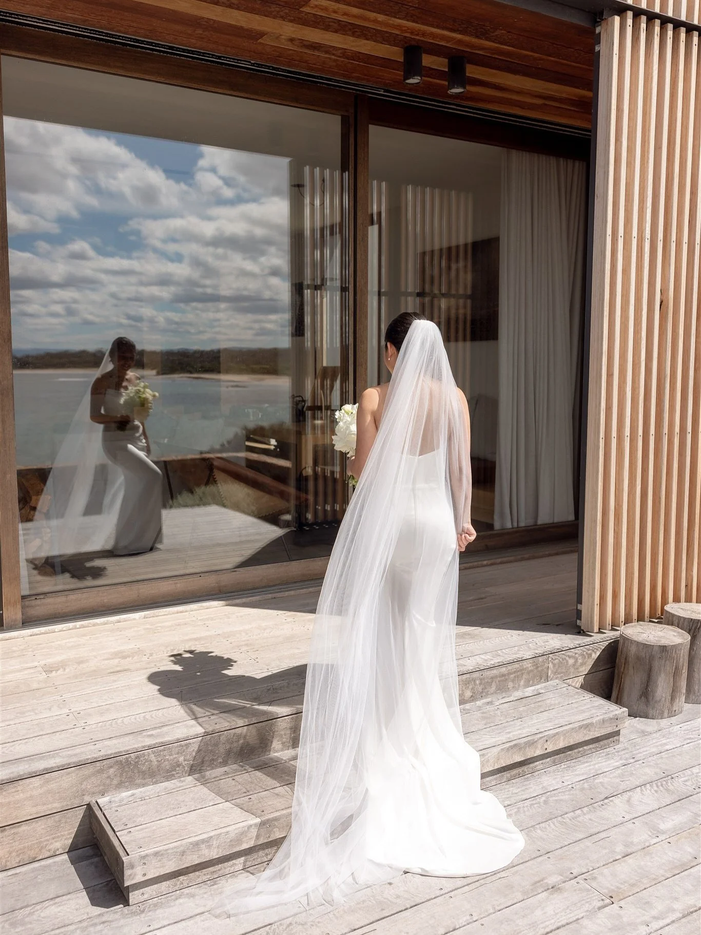 Sweetest couple in dreamy Tasmania.
Hanalie &amp; Robert.

Venue @piermont 
Planning | design | coordination: @artaud_and_co 
Dress @chosenbykyha 
Florist @gypdarling_ 
Mua @jacquibradfieldmakeup 
Hair @hair_by_amelia___ 
Celebrant @islandcelebrant 
