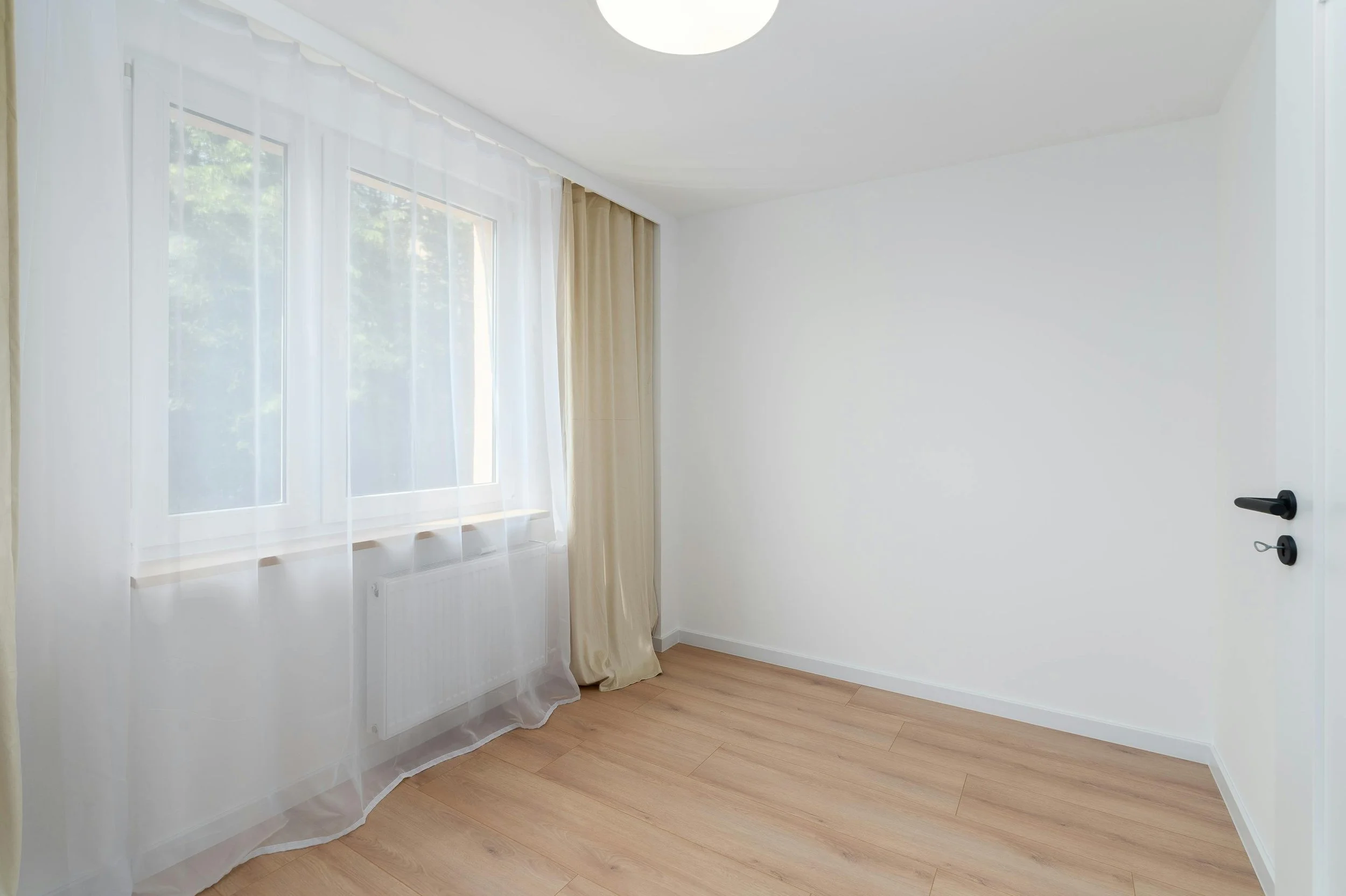 Hiring the Right HDB Renovation Contractor: A Checklist for Homeowners