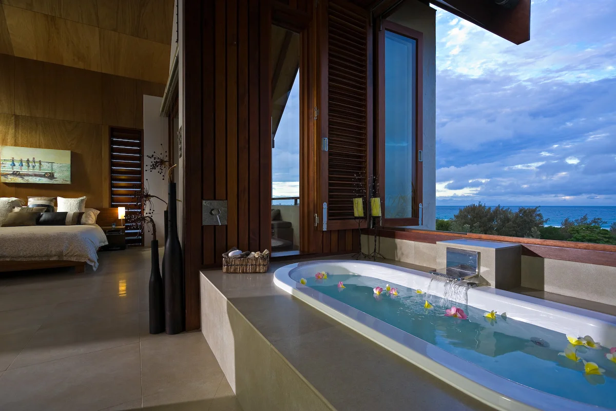 SVR Master Bath Timber Batten Ocean View.jpg