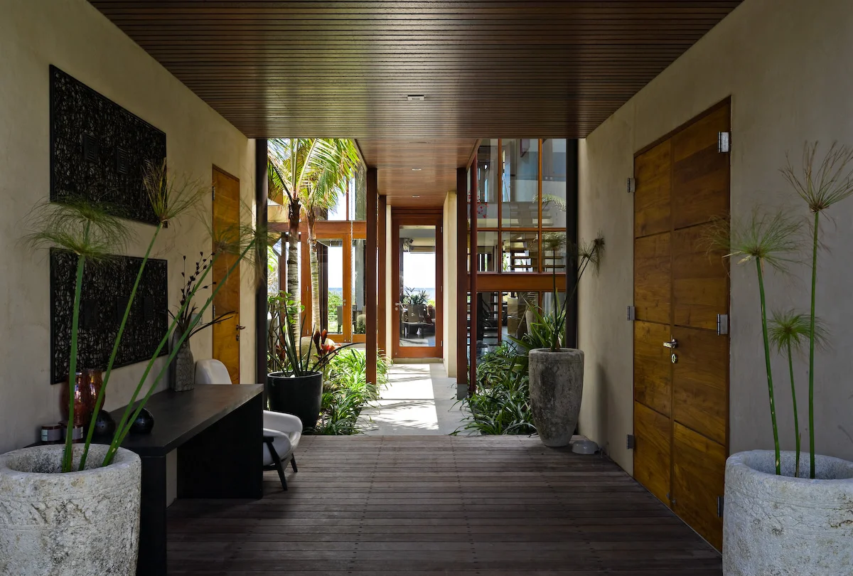 SVR Open Air Walkway Courtyard Garden.jpg